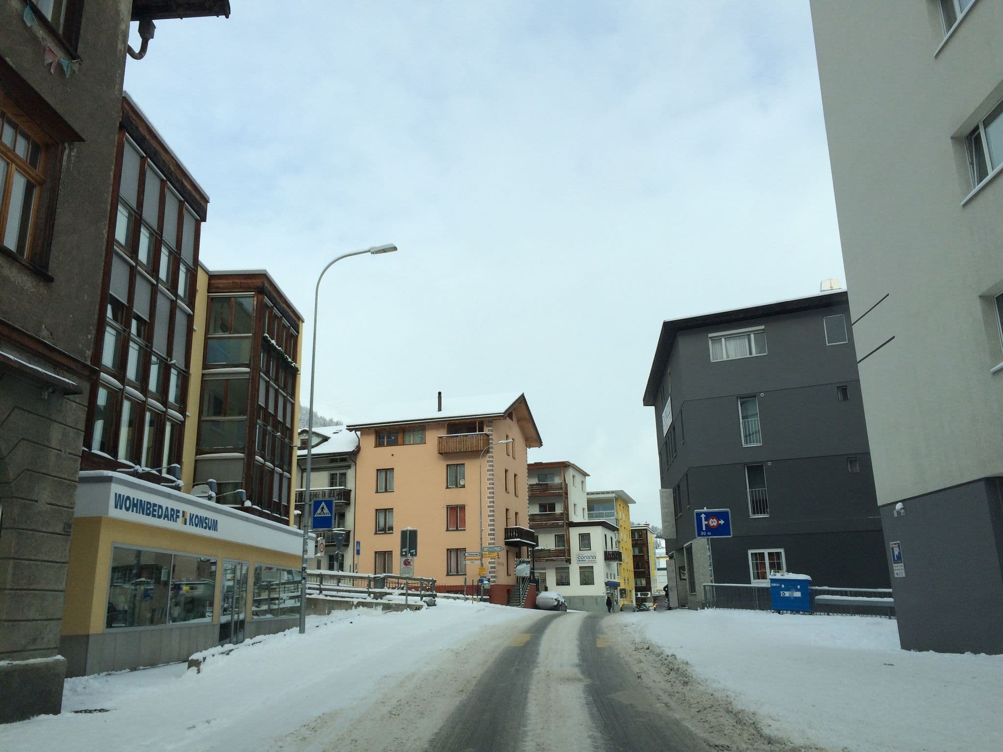 Street view near Ochsen 2, Davos — © jesolem (CC BY-SA · Mapillary)
