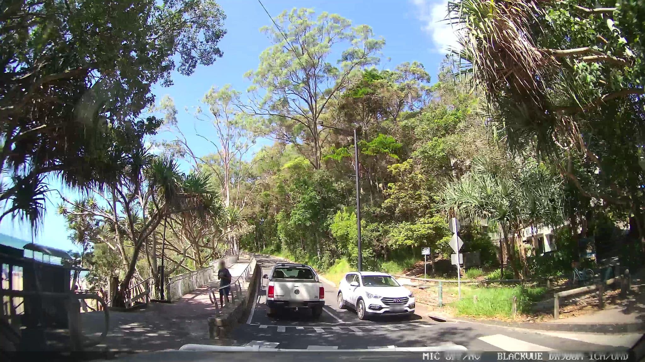 Street view near The Cove Noosa, Noosa Heads — © jthnz (CC BY-SA · Mapillary)