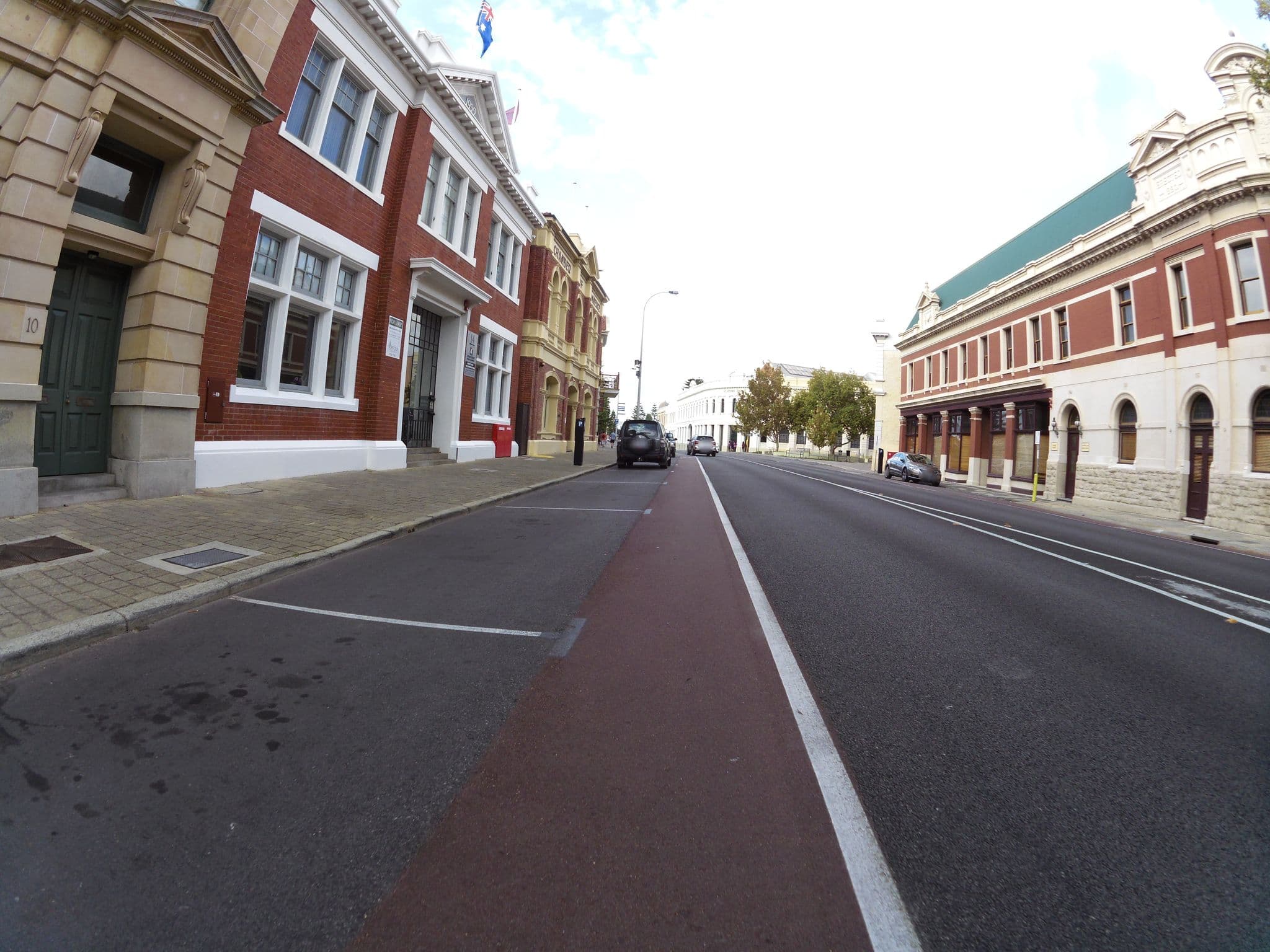 Street view near His Majesty's Hotel, Fremantle — © kimbalc (CC BY-SA · Mapillary)