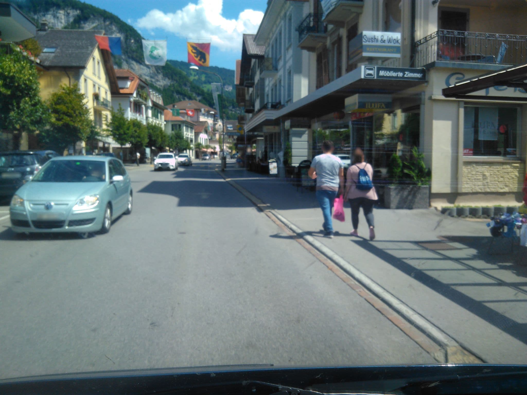 Street view near Ilufa, Meiringen — © mknight (CC BY-SA · Mapillary)
