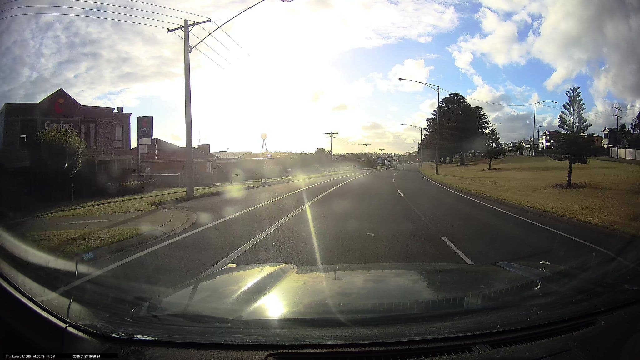 Street view near Comfort Inn On Raglan, Warrnambool — © maxim752 (CC BY-SA · Mapillary)