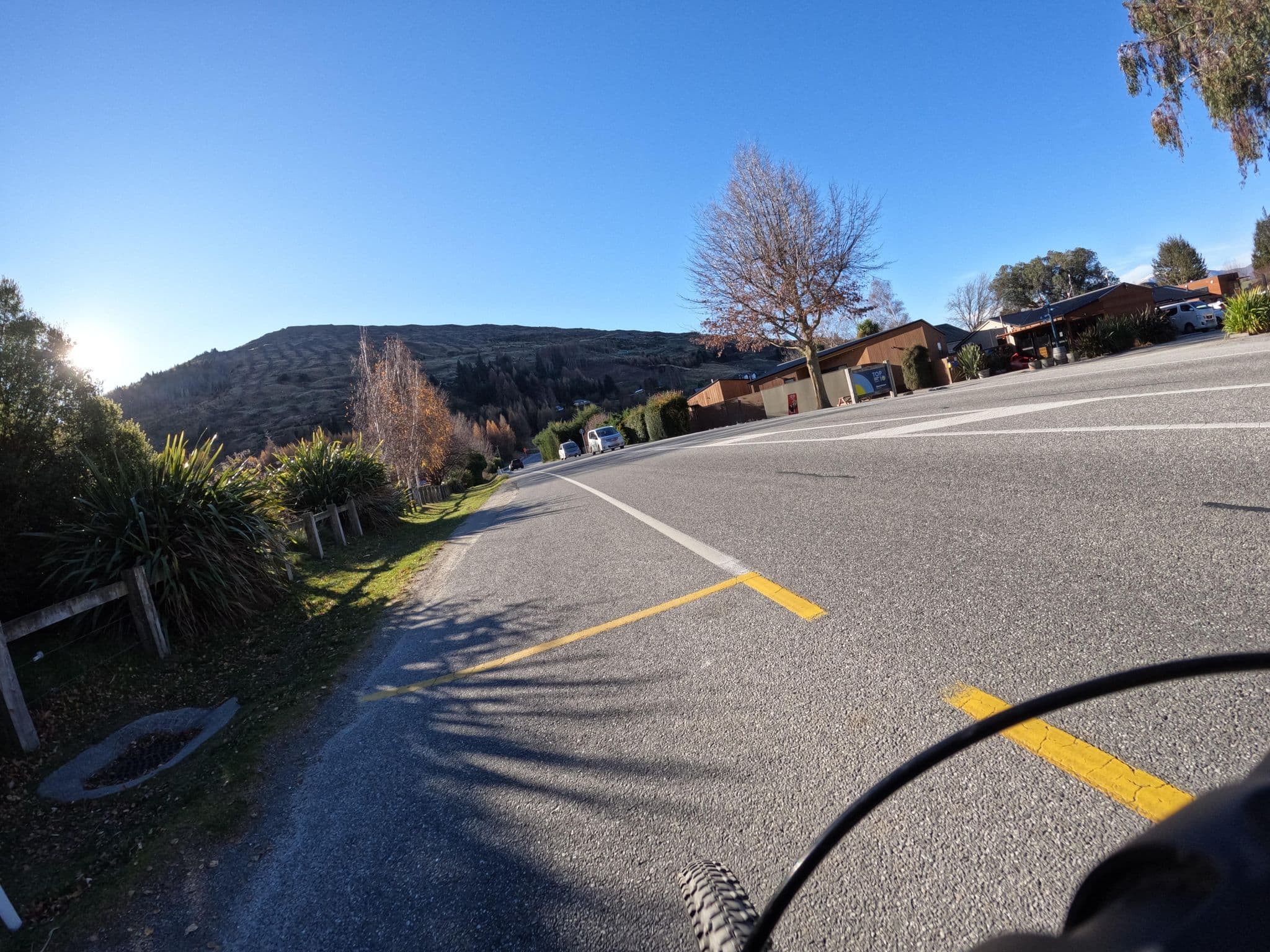Street view near 2MorningStar, Arthurs Point — © skillsy (CC BY-SA · Mapillary)