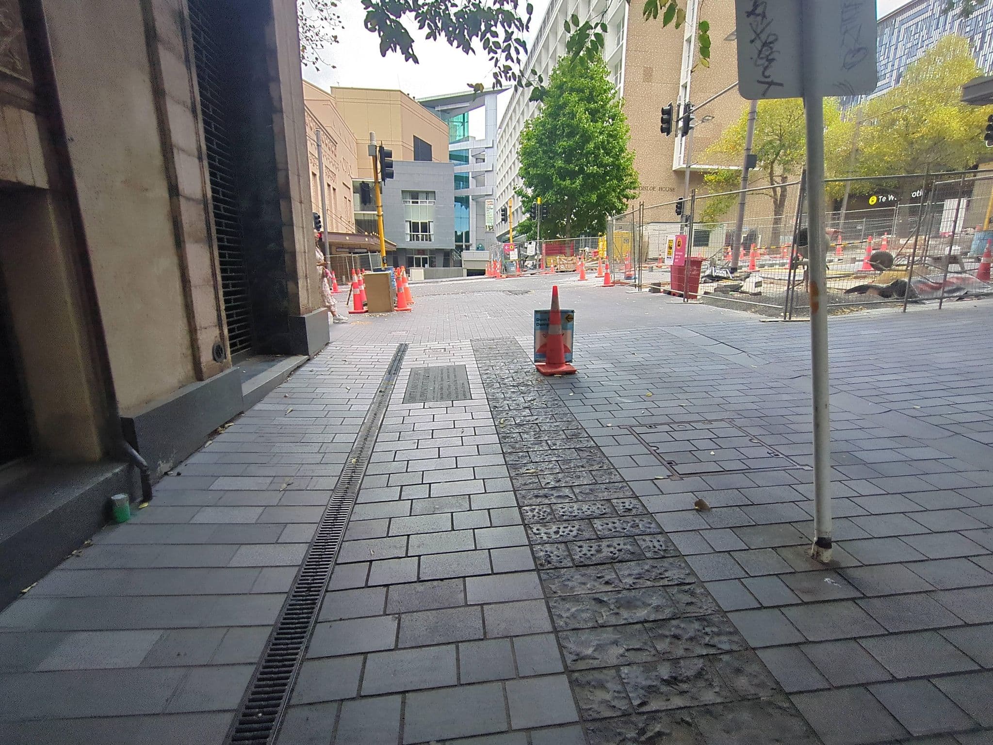 Street view near Elliott Hotel, Auckland — © johngc41 (CC BY-SA · Mapillary)