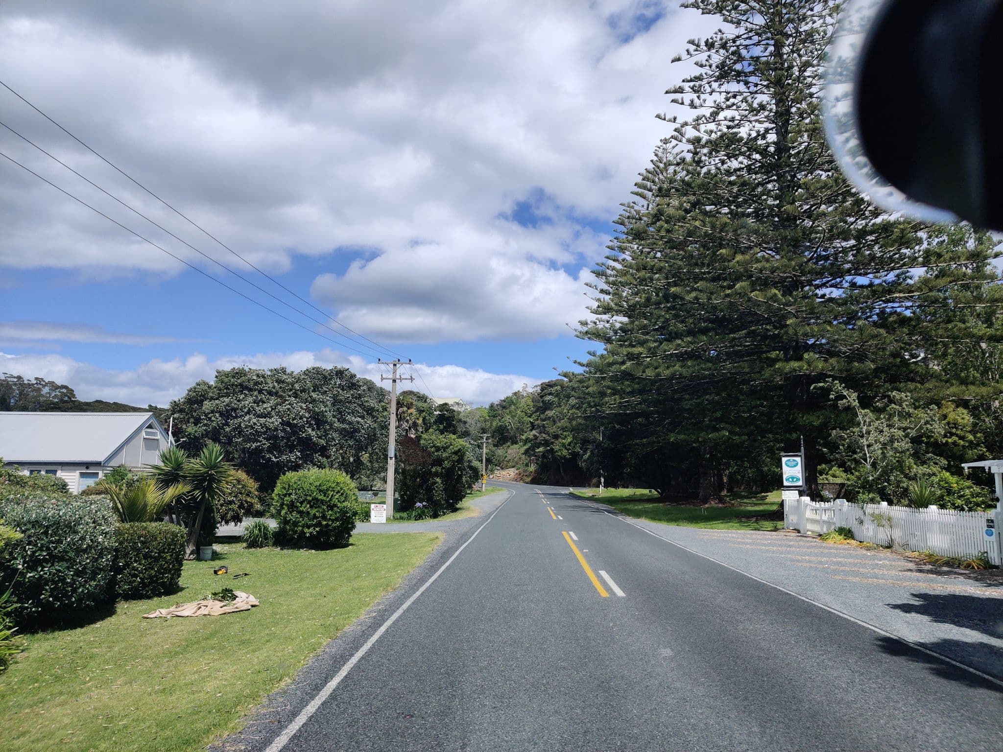 Street view near Ounuwhao Harding House, Paihia — © elphix (CC BY-SA · Mapillary)