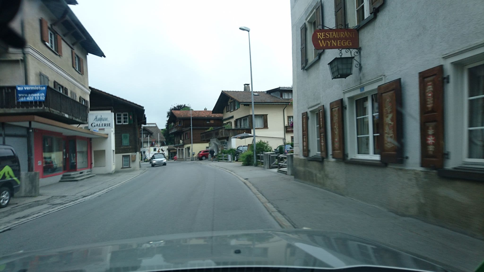 Street view near Hotel Wynegg, Klosters Serneus — © voschix (CC BY-SA · Mapillary)