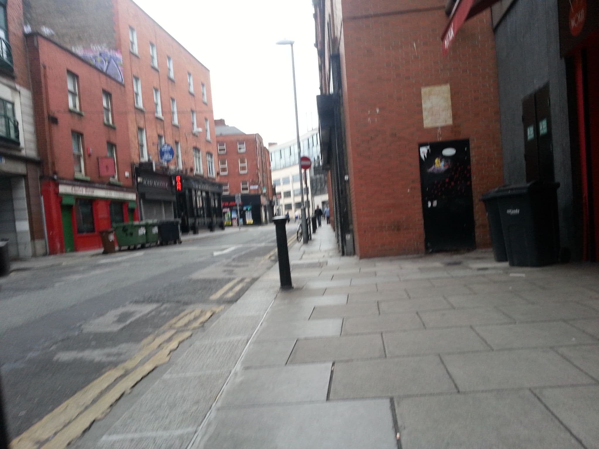 Street view near Premier Inn Dublin City Centre (Temple Bar) hotel, Dublin — © pbb (CC BY-SA · Mapillary)