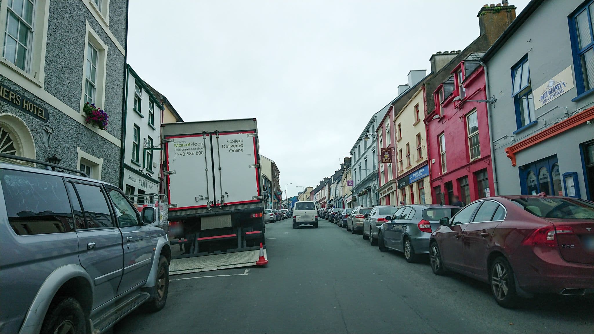 Street view near Dingle Benners Hotel, Dingle — © dave683 (CC BY-SA · Mapillary)