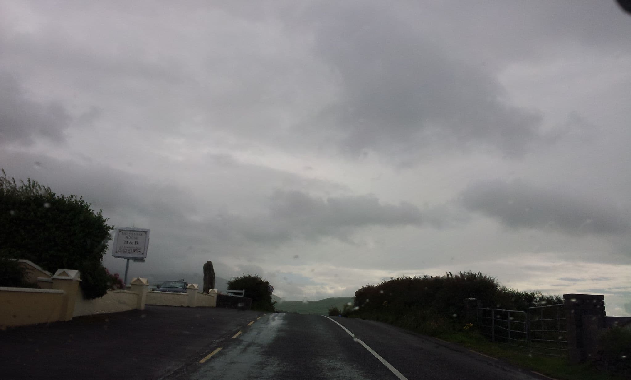 Street view near Cill Bhreac House, Dingle — © fdmap (CC BY-SA · Mapillary)