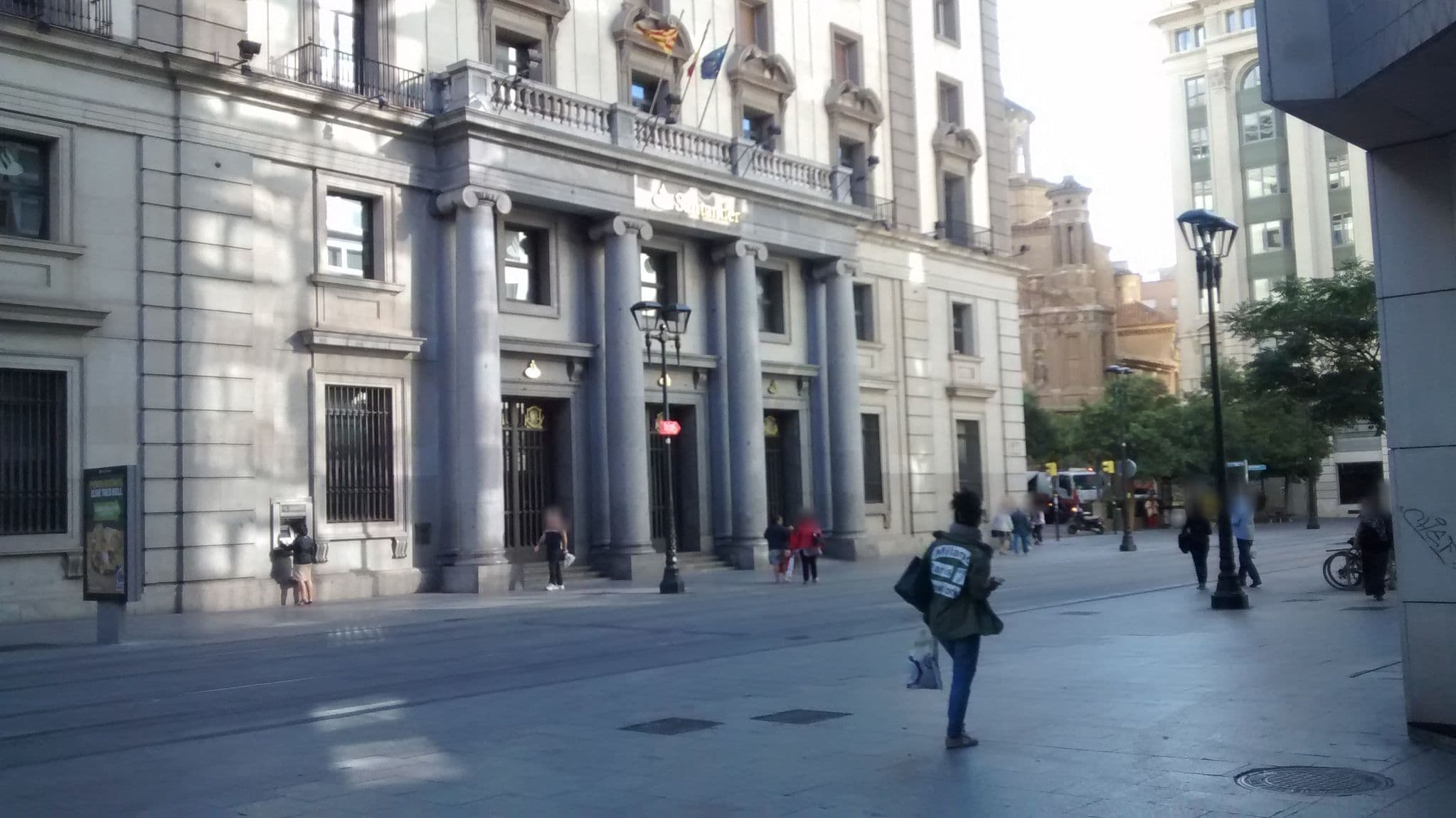 Street view near Hotel Alfonso Zaragoza, Zaragoza — © msevilla00 (CC BY-SA · Mapillary)