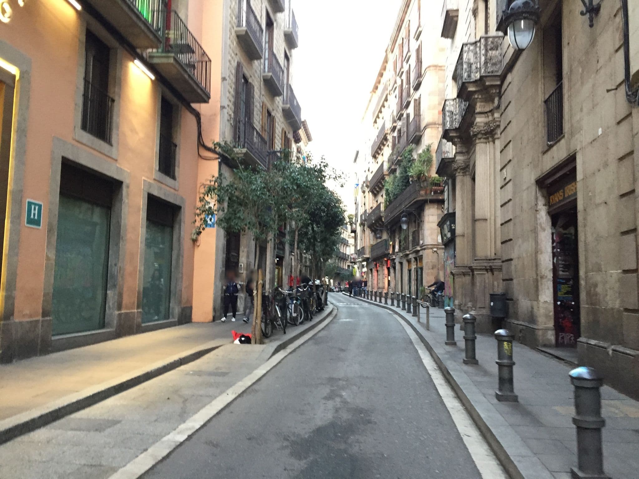 Street view near Hotel Hesperia Barcelona Barri Gòtic, Barri Gòtic — © richlv (CC BY-SA · Mapillary)