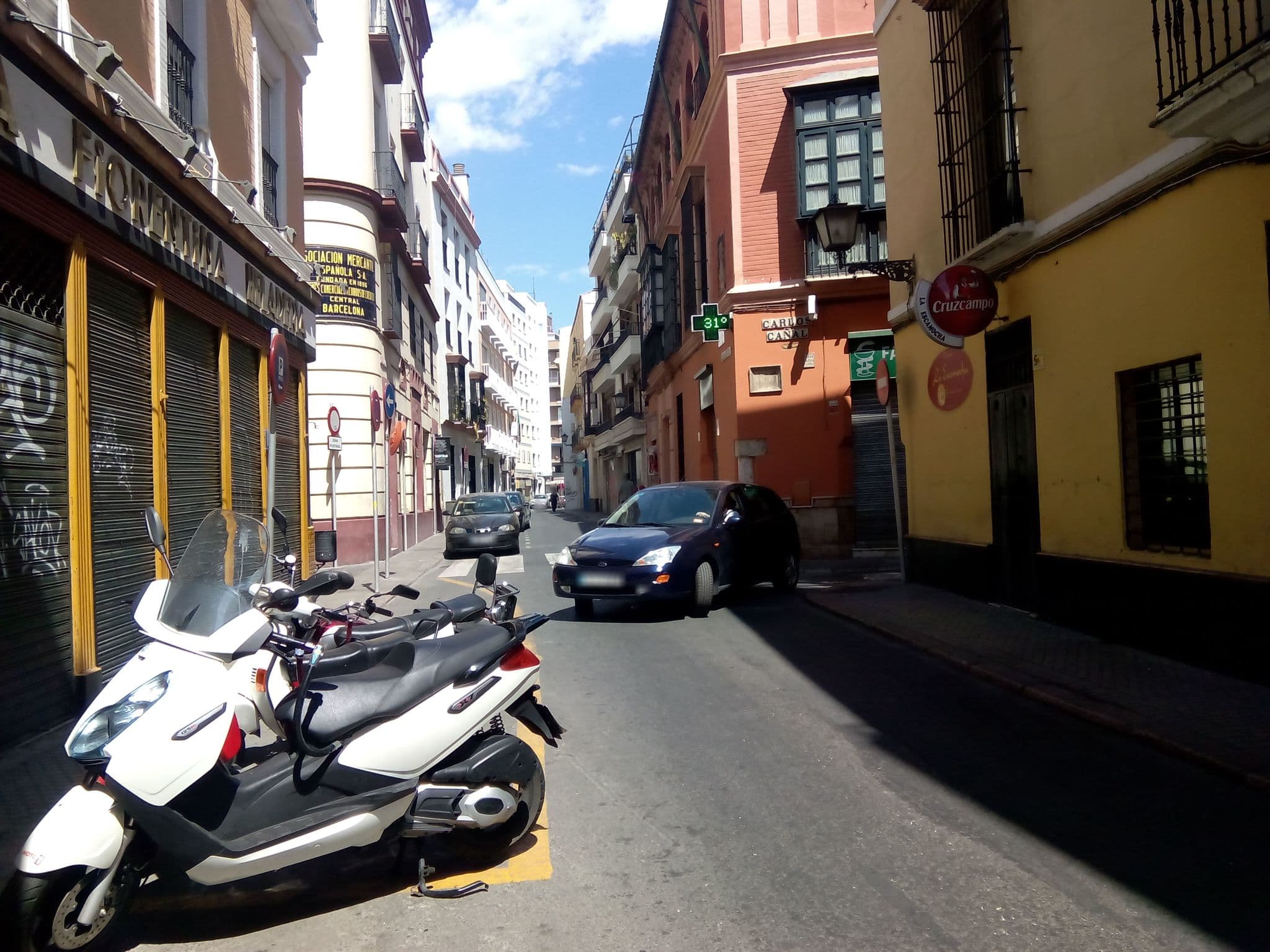 Street view near Apartamentos Plaza Nueva Sevilla, Sevilla