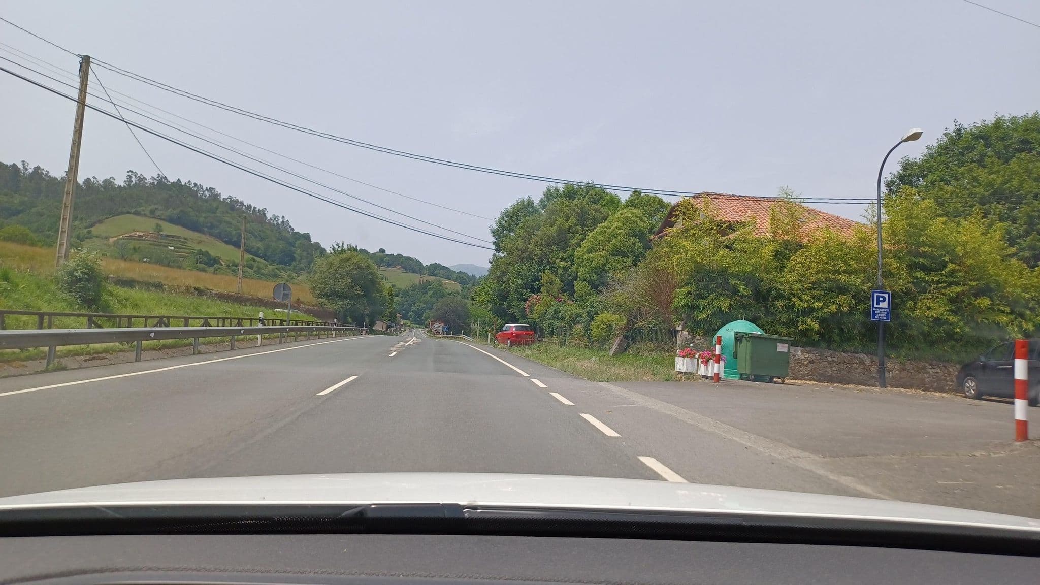 Street view near Hotel Capitán Cangas de Onis, Parres — © normanm (CC BY-SA · Mapillary)