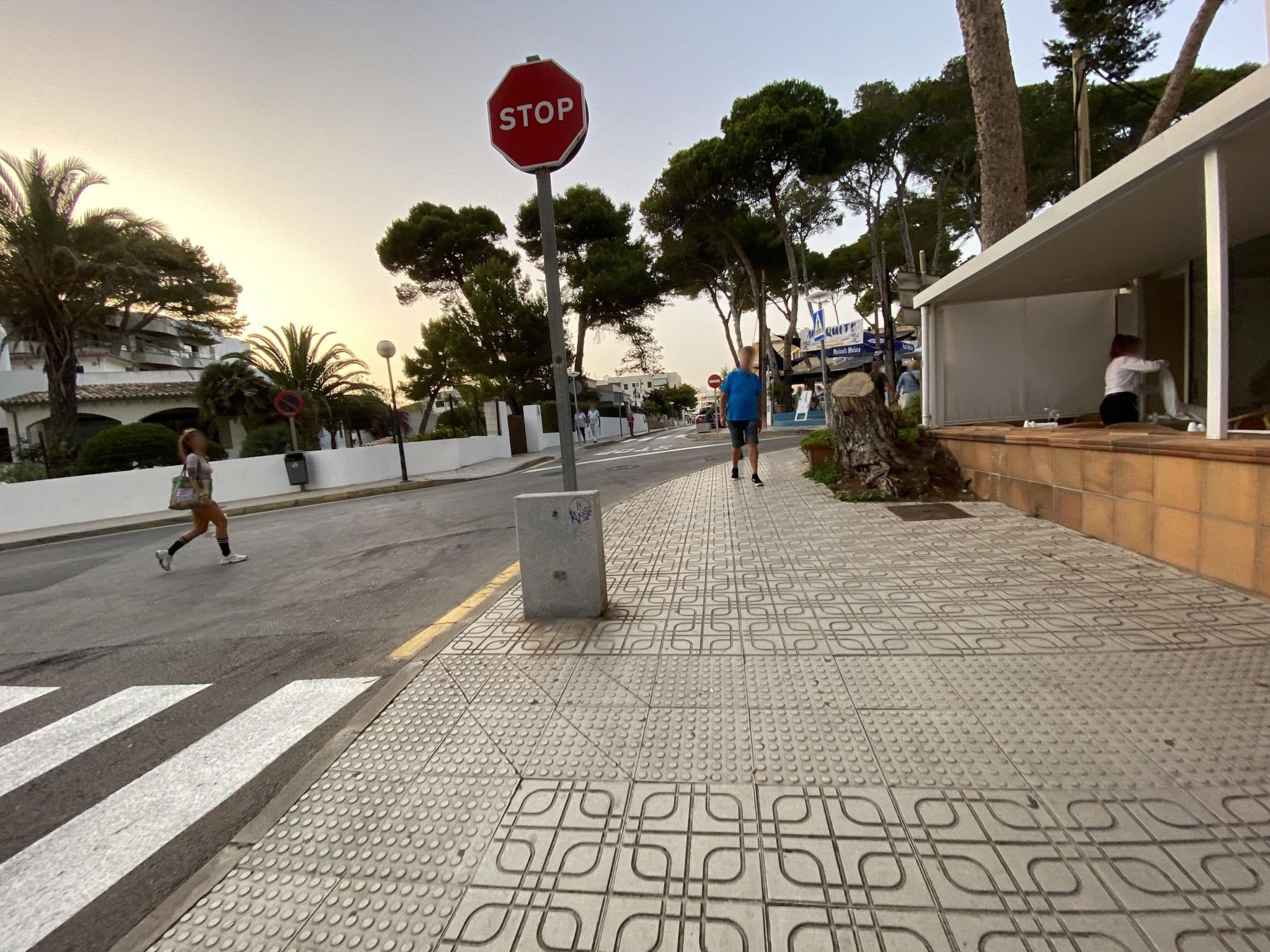 Street view near Son Moll Grand Hotel, Cala Rajada — © vadi (CC BY-SA · Mapillary)