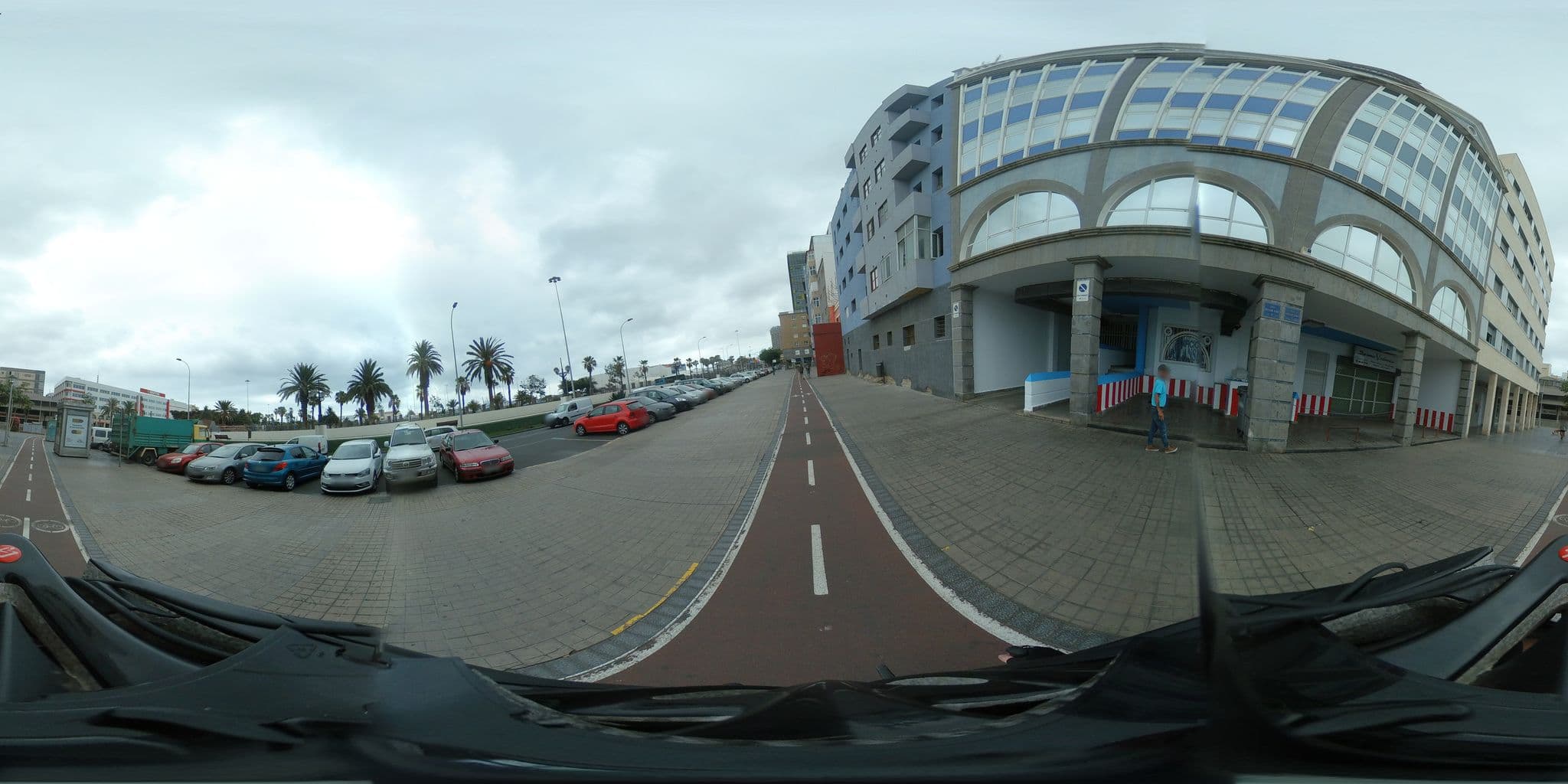 Street view near Las Palmas Hotel, Centro