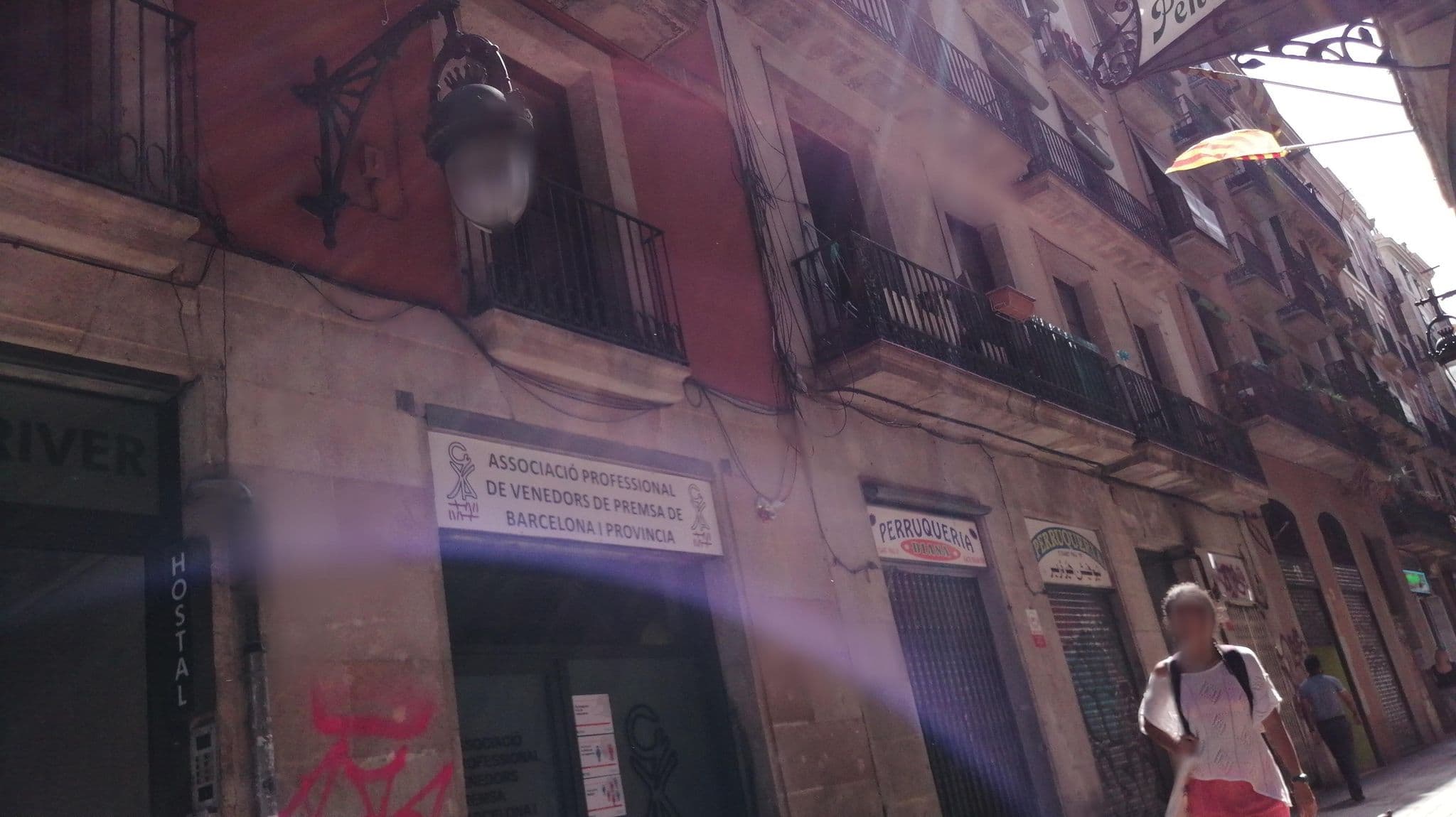 Street view near Hostal River, Ciutat Vella — © alememex (CC BY-SA · Mapillary)