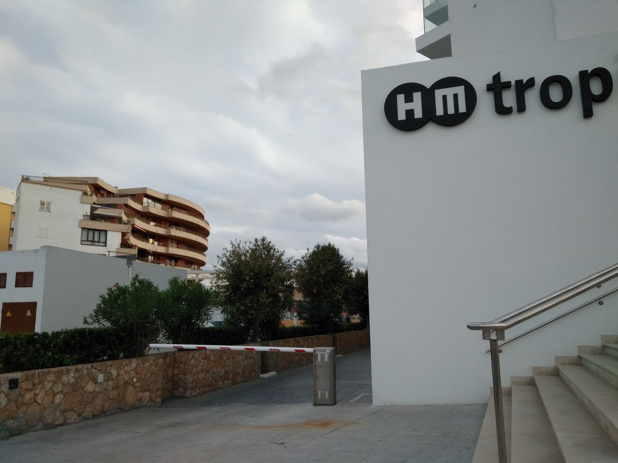 Street view near HM Tropical, Can Pastilla — © geogladbecker (CC BY-SA · Mapillary)