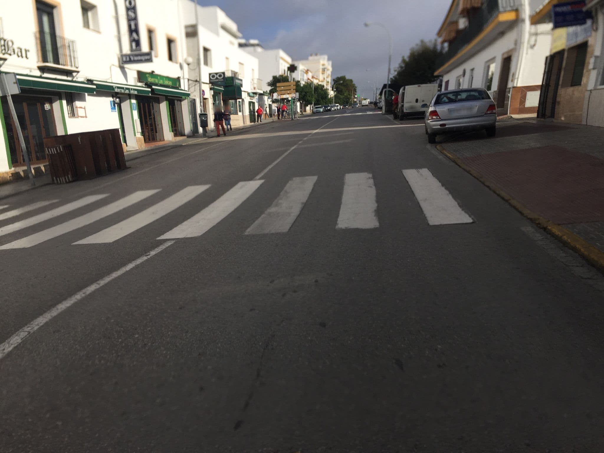 Street view near Hotel Leonor Conil, Conil de la Frontera — © flidolin (CC BY-SA · Mapillary)