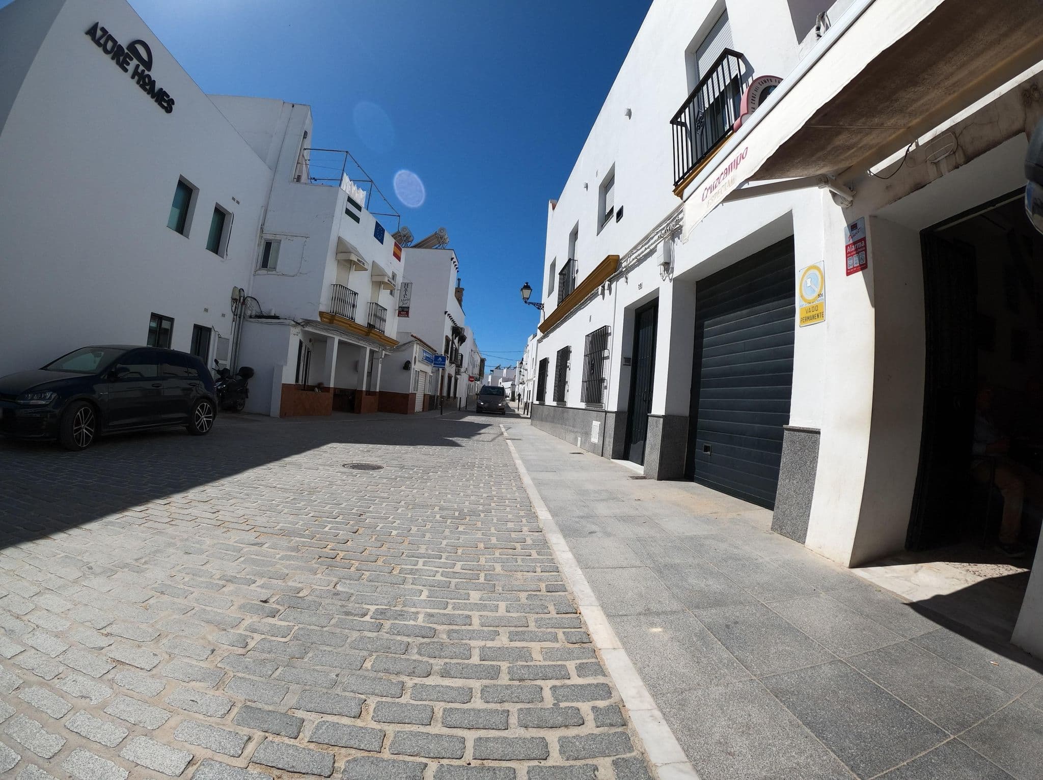Street view near Hostal María José, Conil de la Frontera — © Langfahrer (CC BY-SA · Mapillary)