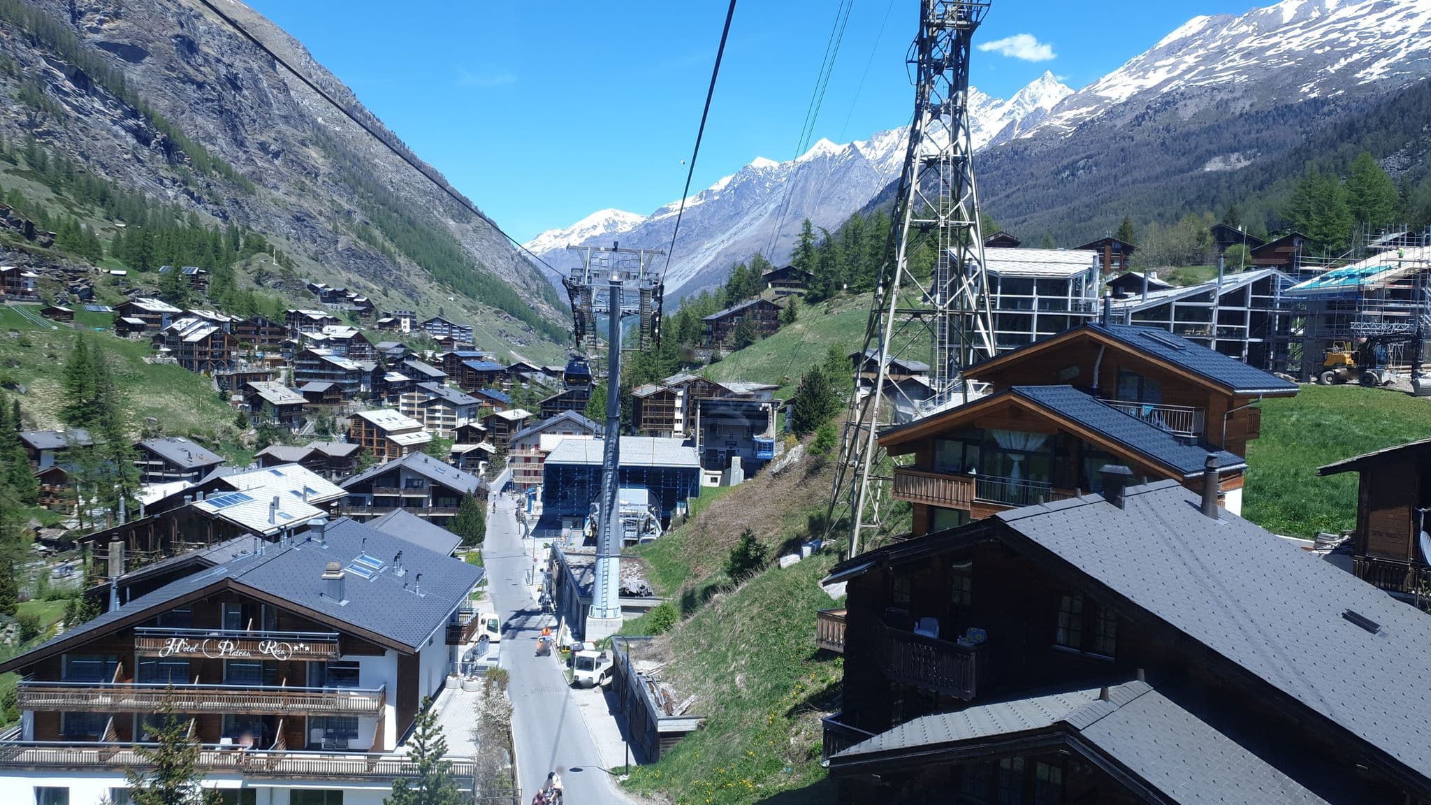 Street view near Kronig, Zermatt