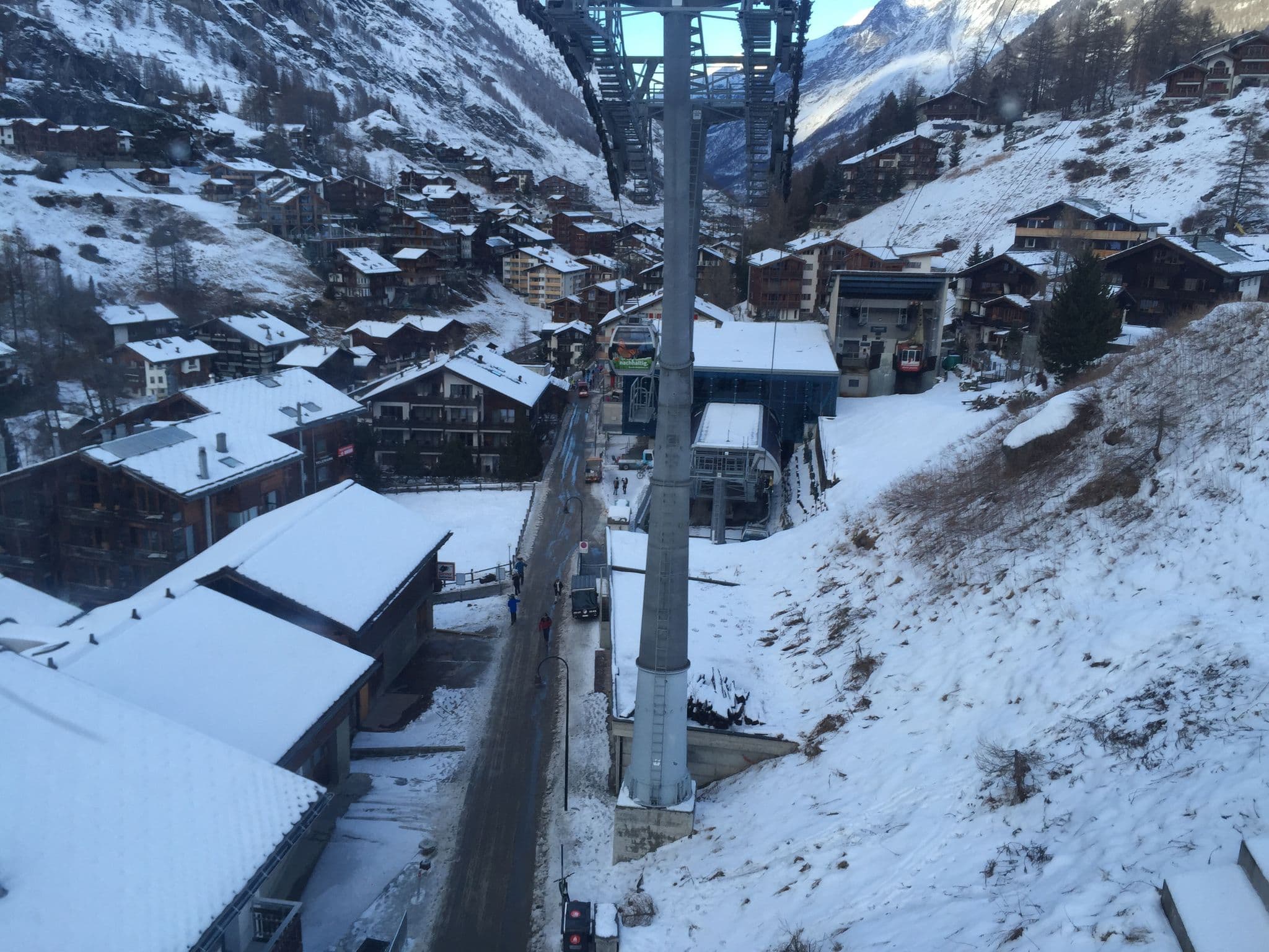 Street view near Plateau Rosa, Zermatt — © nisselson (CC BY-SA · Mapillary)