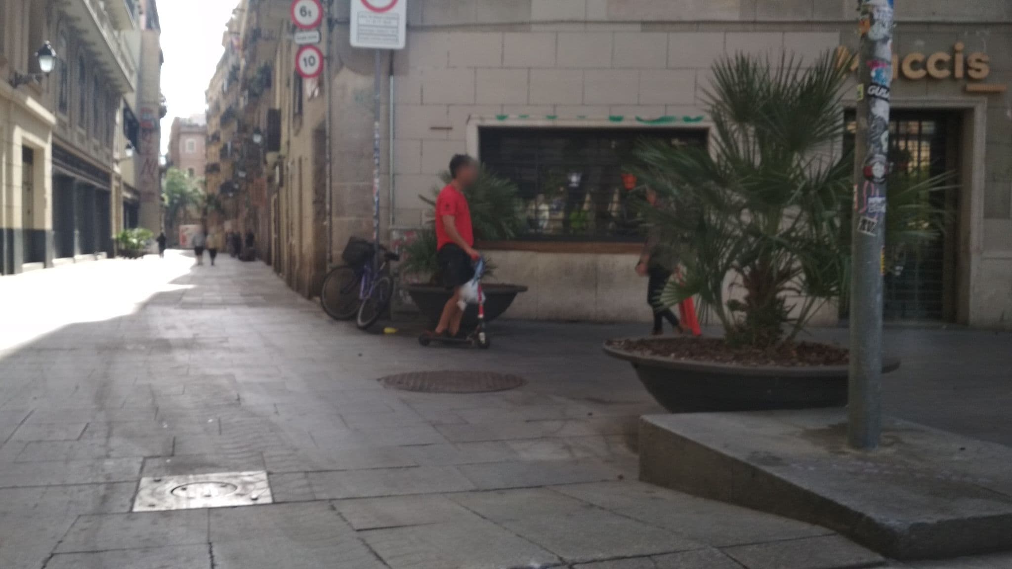 Street view near Meson Castilla Atiram Hotel Barcelona, el Raval — © toniserra (CC BY-SA · Mapillary)