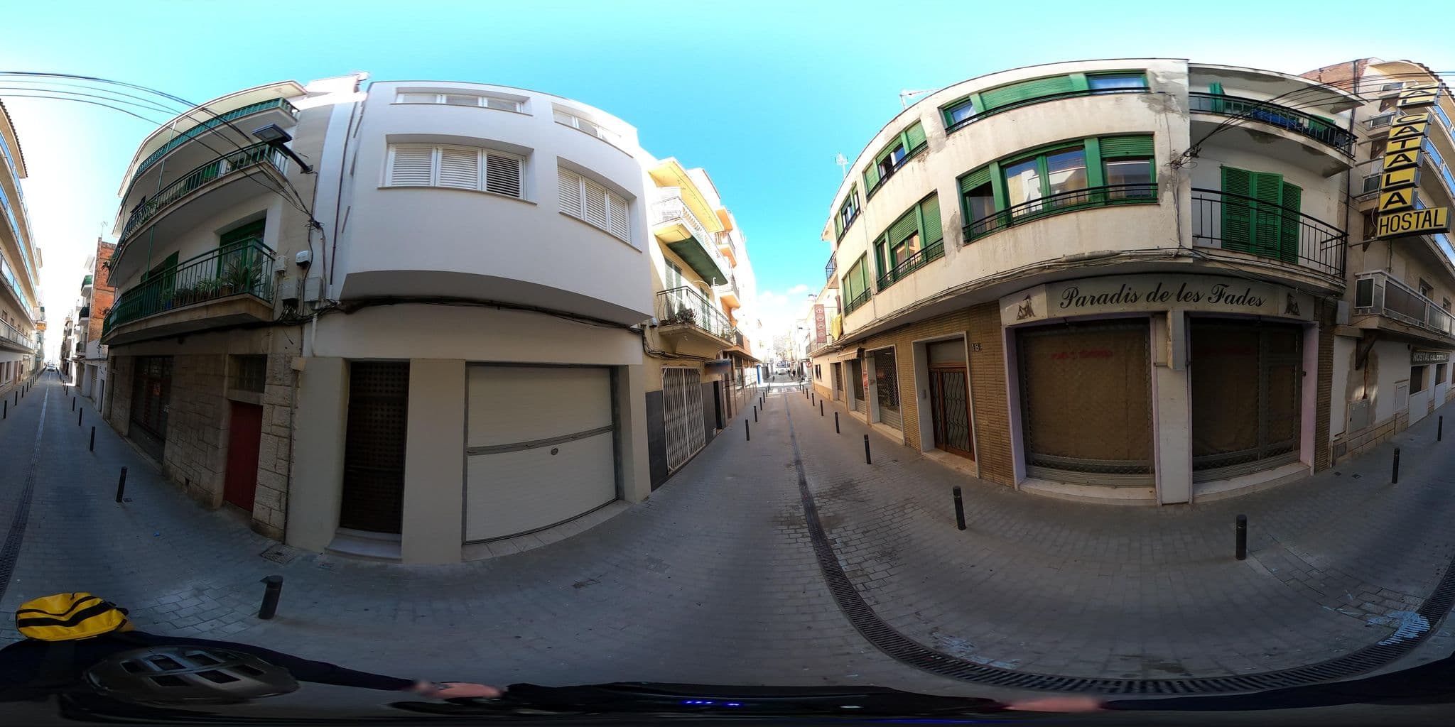 Street view near HOTEL COSTA BRAVA, Roses — © geovelo (CC BY-SA · Mapillary)