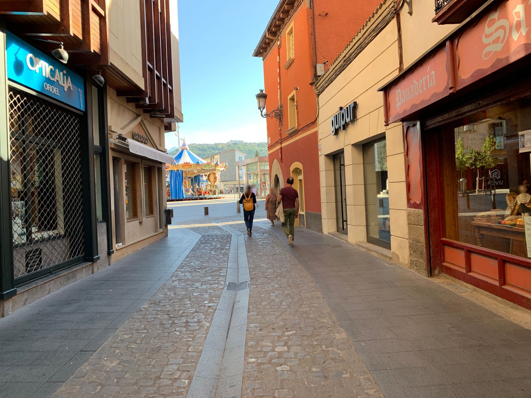Street view near Maison de l'arc, Jaca — © robot8a (CC BY-SA · Mapillary)