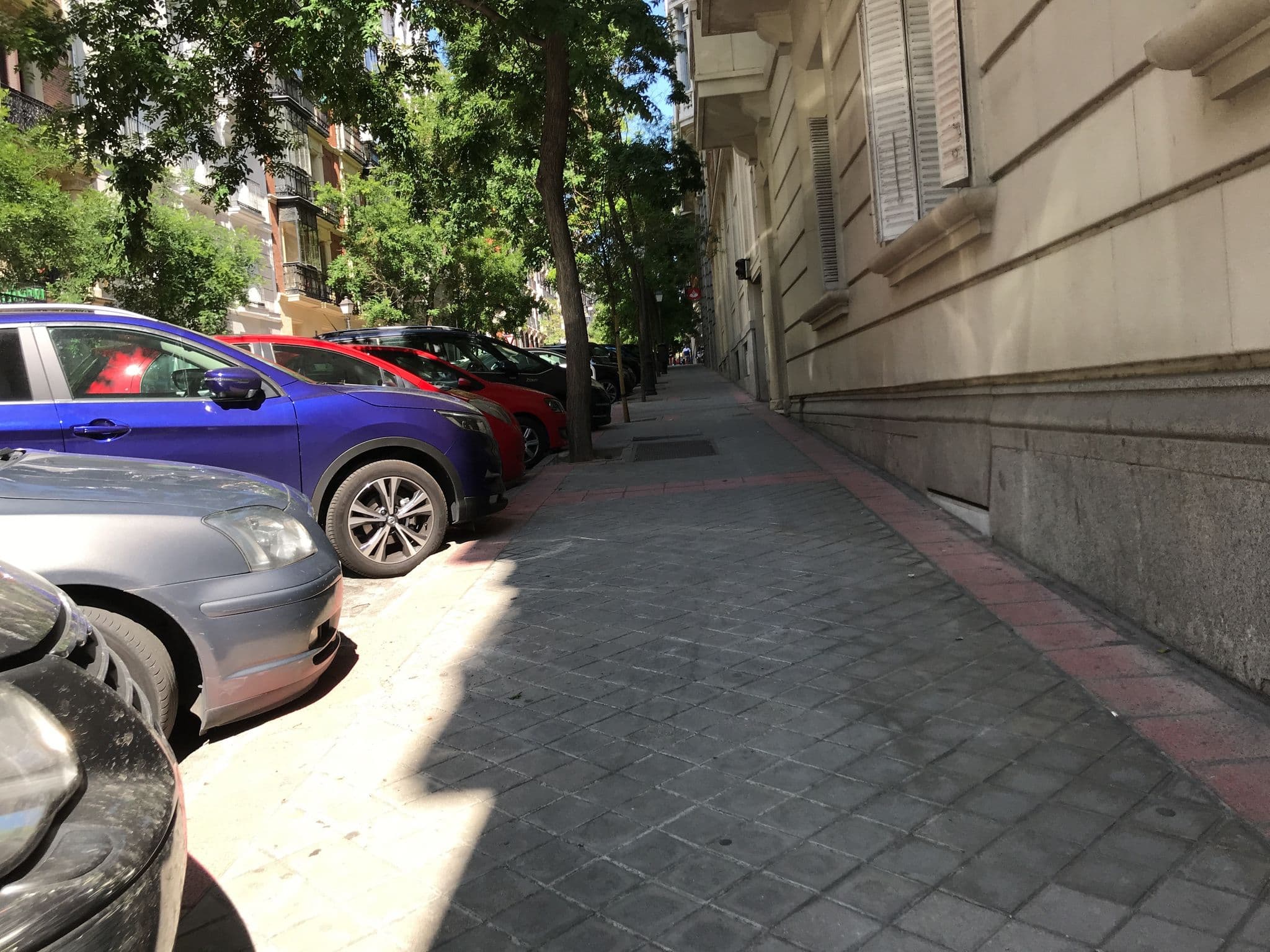 Street view near Mercer Hotel Madrid, Las Cortes — © miguel_andrade (CC BY-SA · Mapillary)