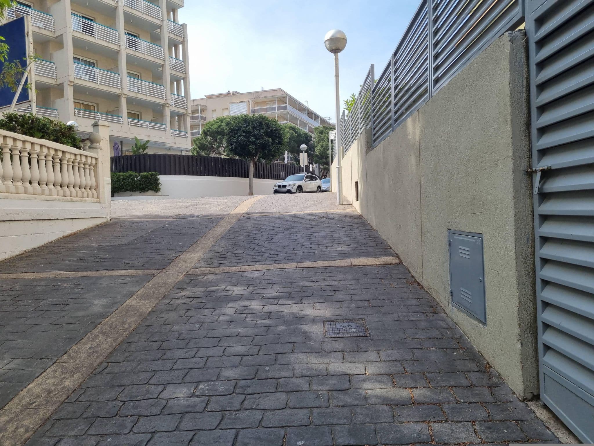 Street view near Acqua Hotel Salou, Salou — © Franciscovalera (CC BY-SA · Mapillary)
