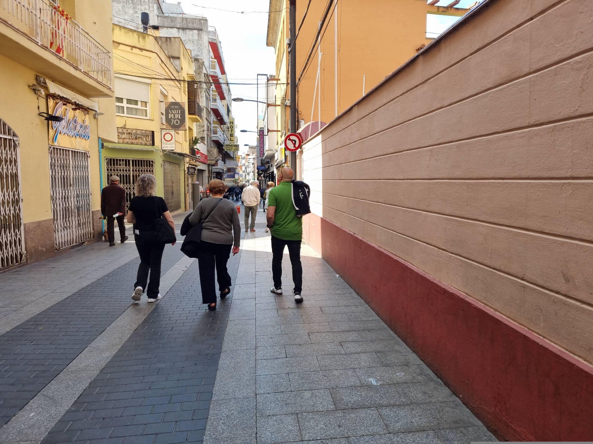 Street view near Hotel Guitart Rosa, Lloret de Mar
