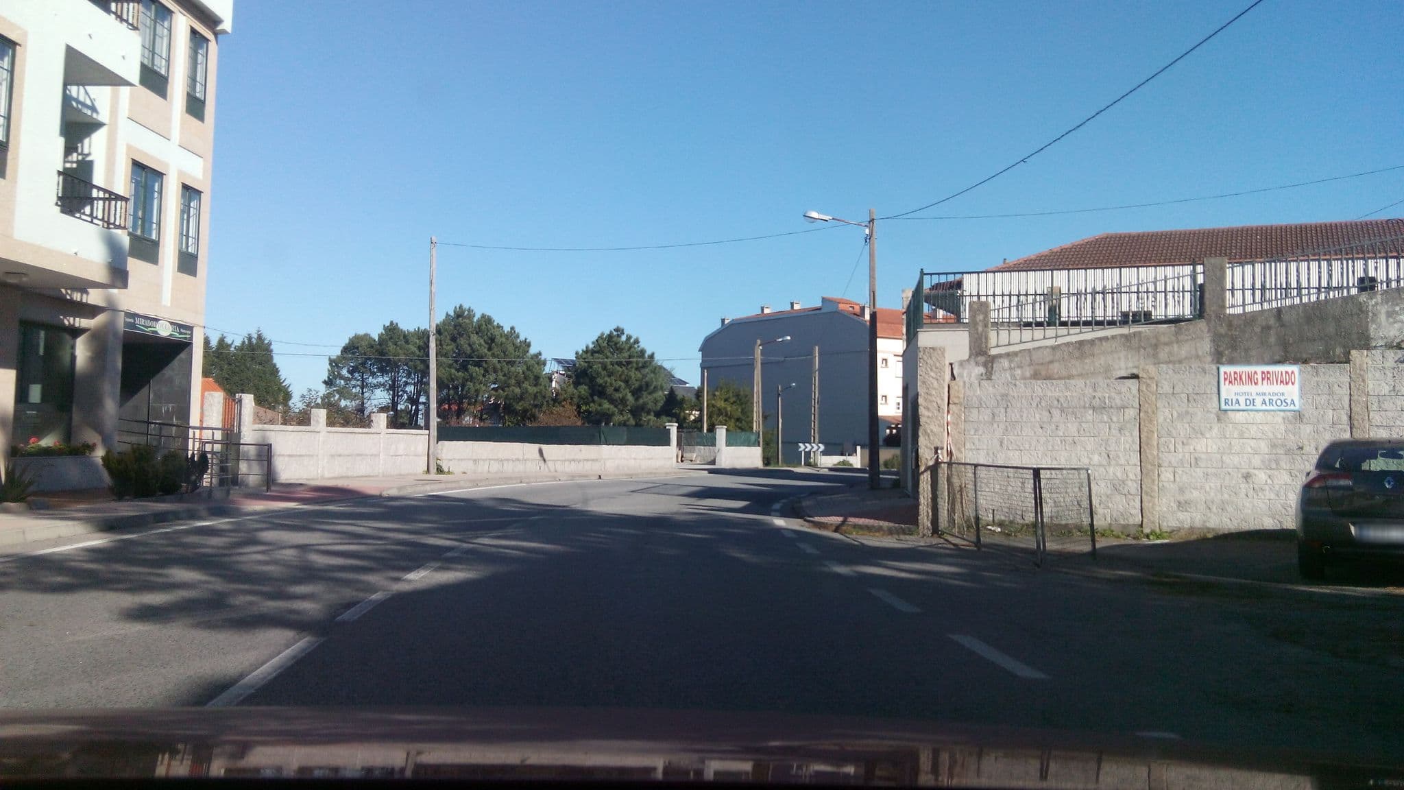 Street view near Hotel Mirador Ría De Arosa, O Grove — © lolailo (CC BY-SA · Mapillary)