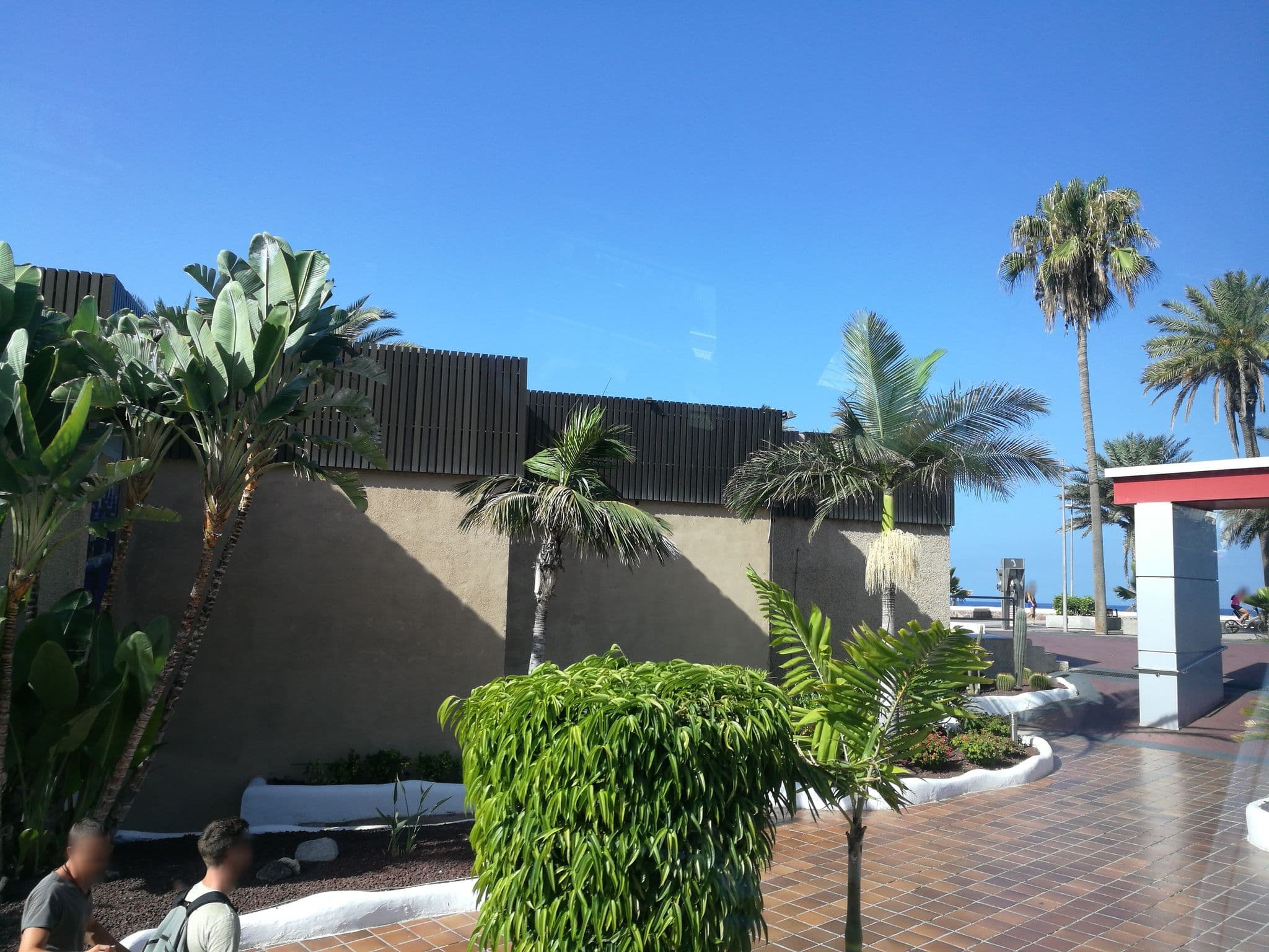 Street view near Hotel troya, Playa de las Américas