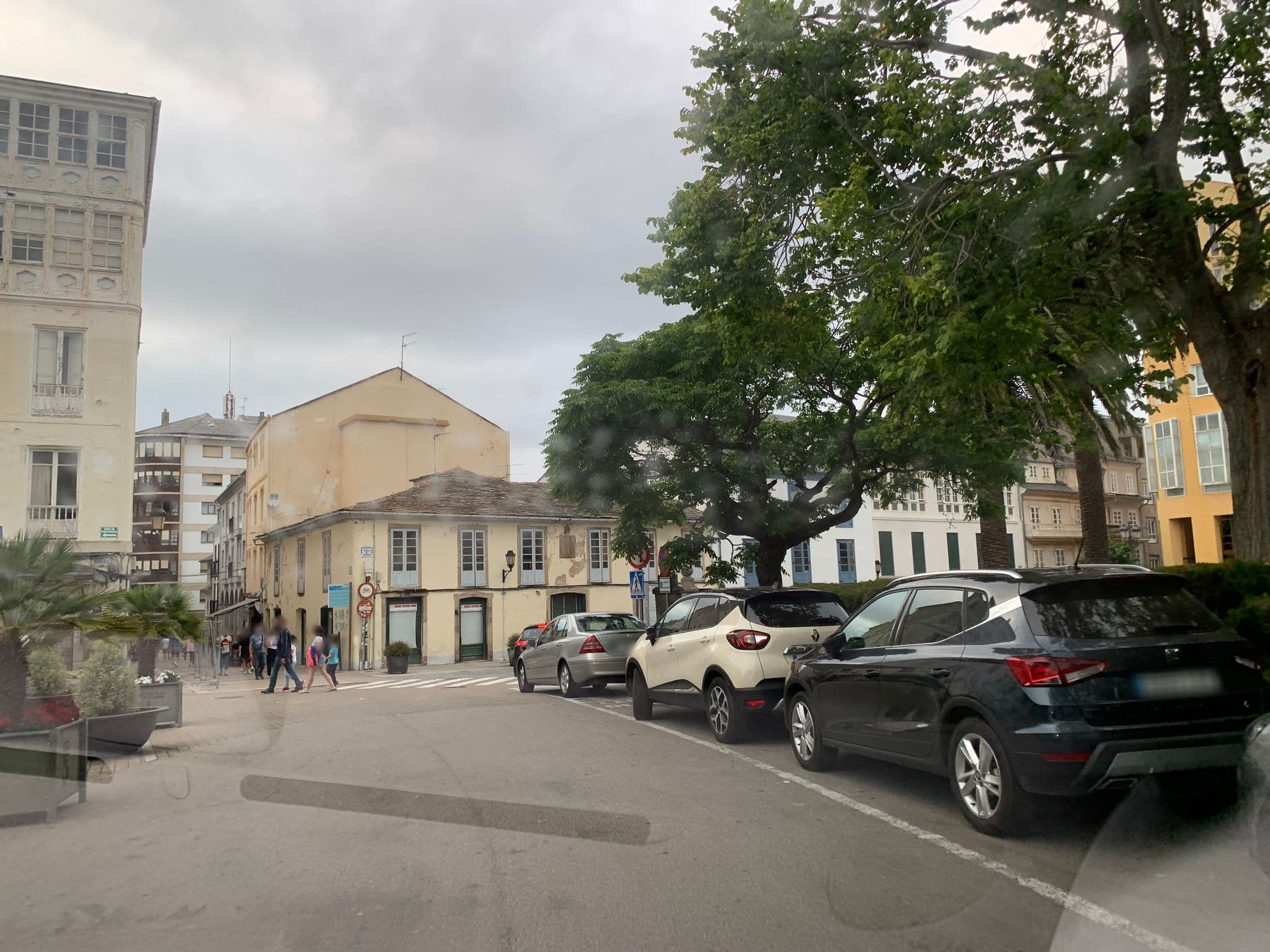 Street view near HOTEL RESIDENCIA MEDIANTE, Ribadeo — © robot8a (CC BY-SA · Mapillary)
