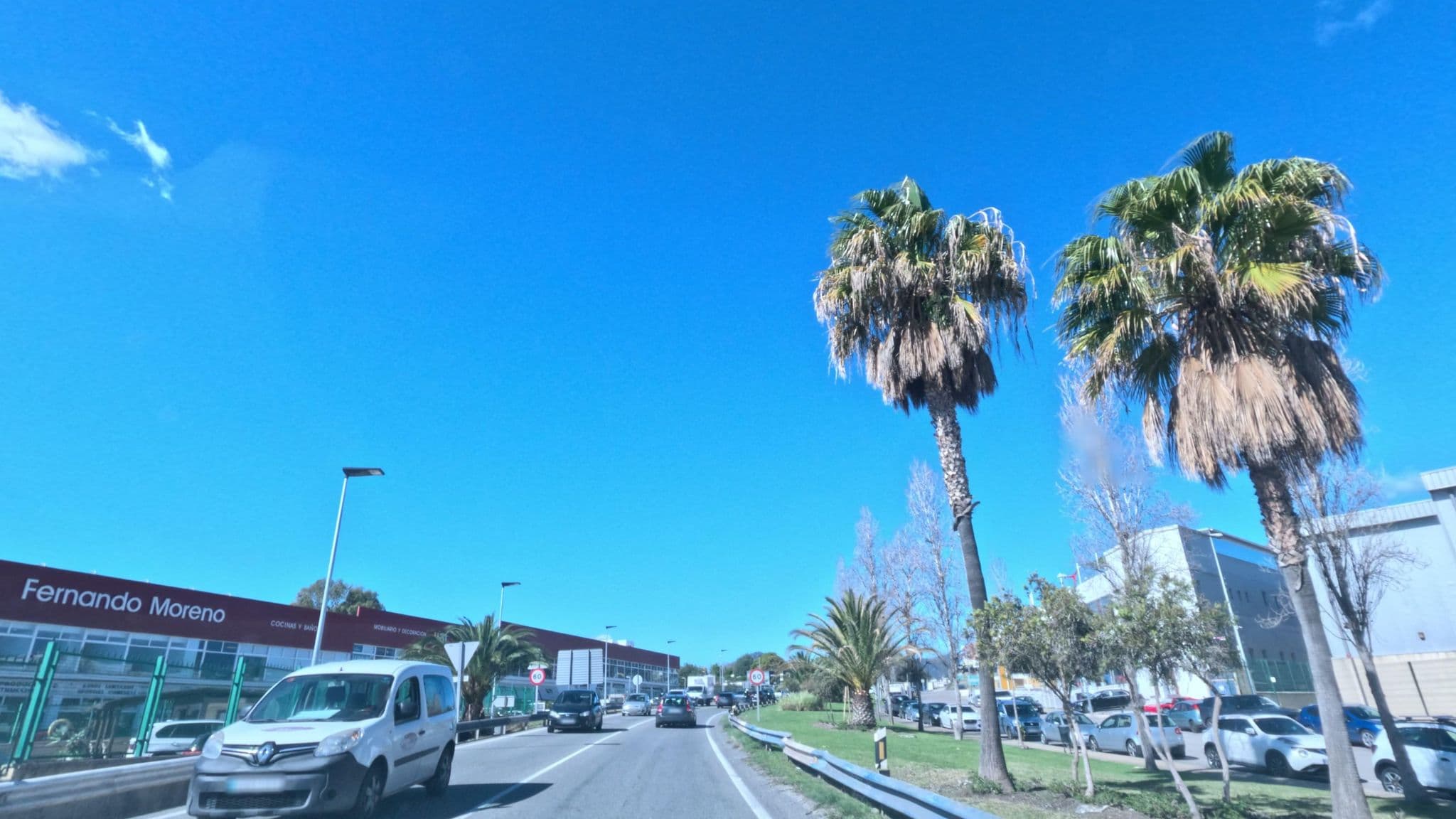 Street view near Hostal El Molino, San Pedro Alcántara — © filipc (CC BY-SA · Mapillary)
