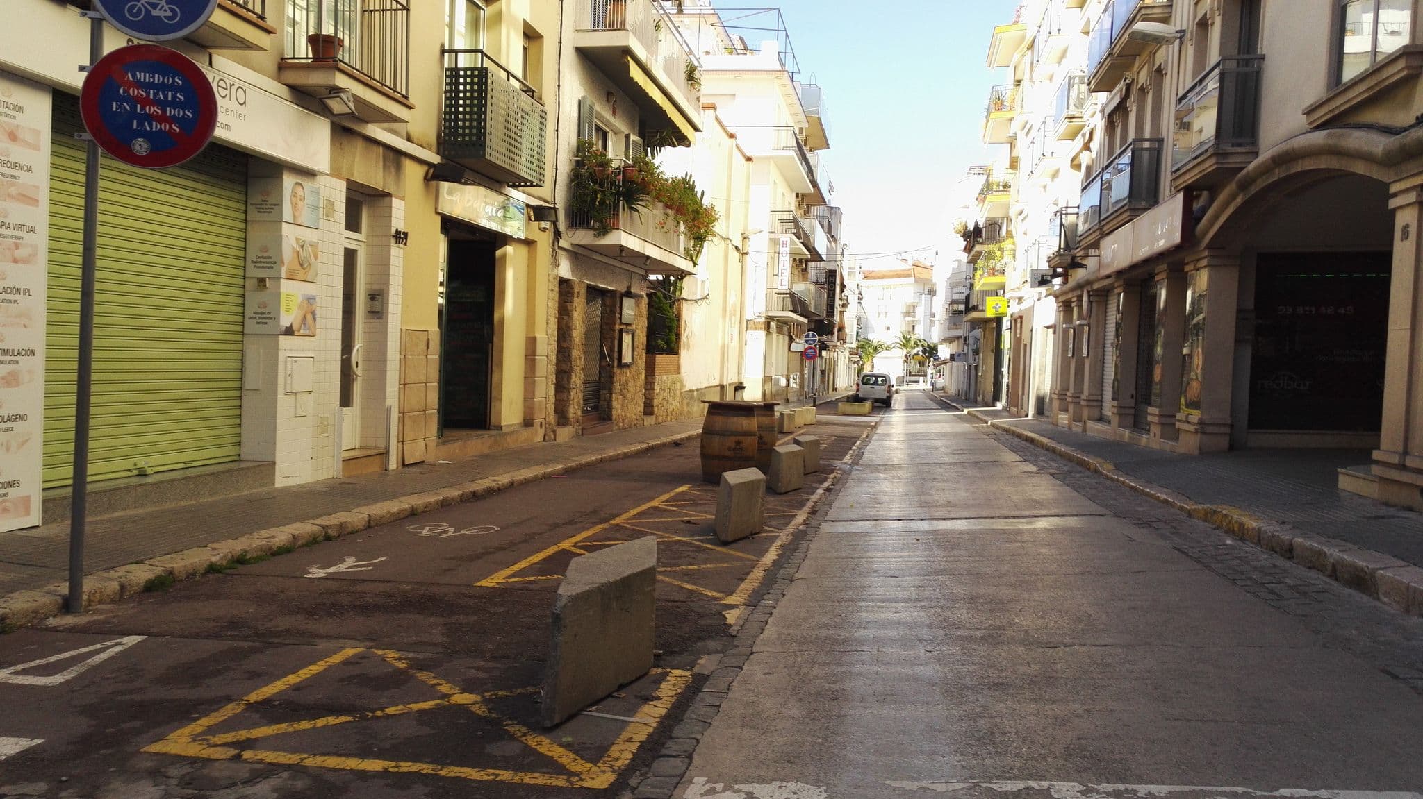 Street view near Aldara Sitges, Sitges — © marcuscalabresus (CC BY-SA · Mapillary)