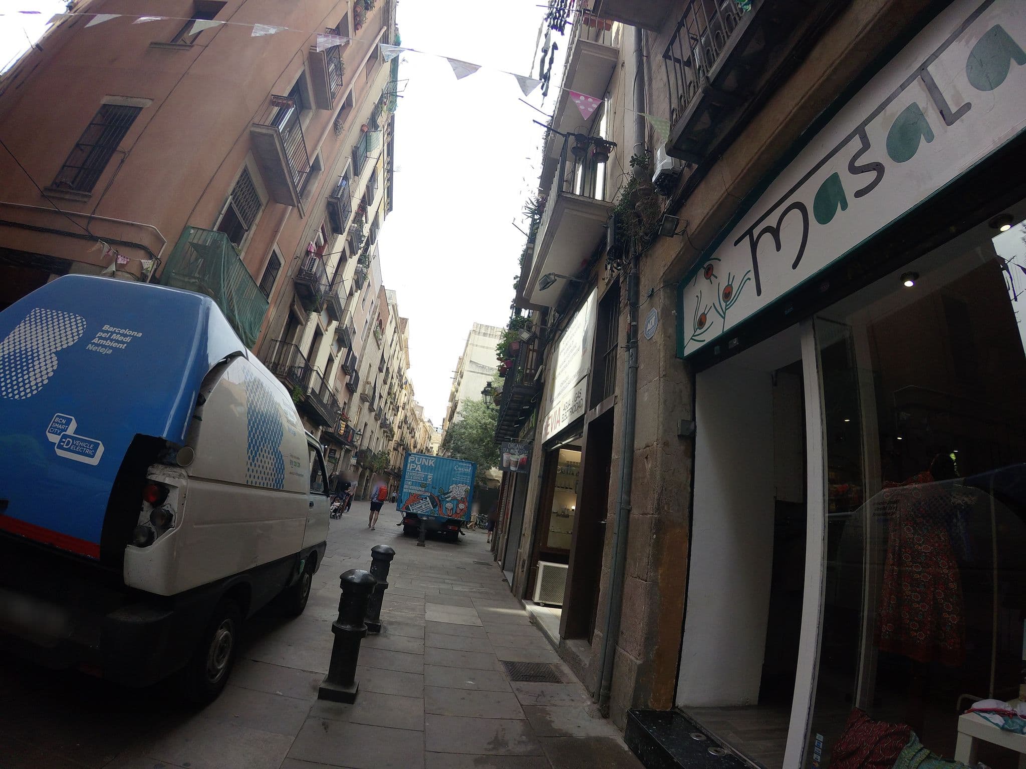 Street view near Allada Barcelona Apartment, Sant Pere, Santa Caterina i La Ribera — © angoca (CC BY-SA · Mapillary)