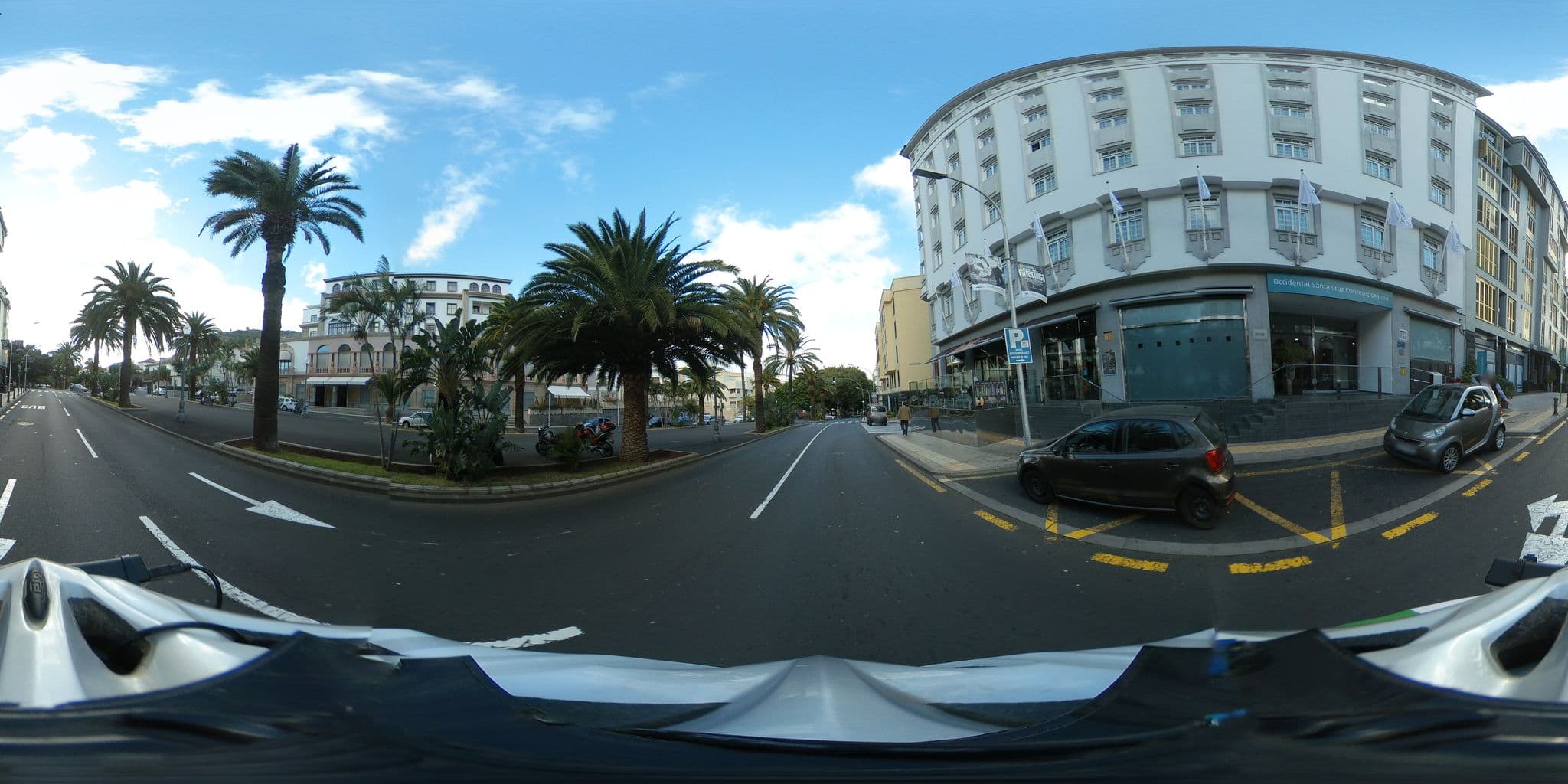 Street view near Barceló Santa Cruz Contemporáneo, Santa Cruz de Tenerife — © javiersanp (CC BY-SA · Mapillary)