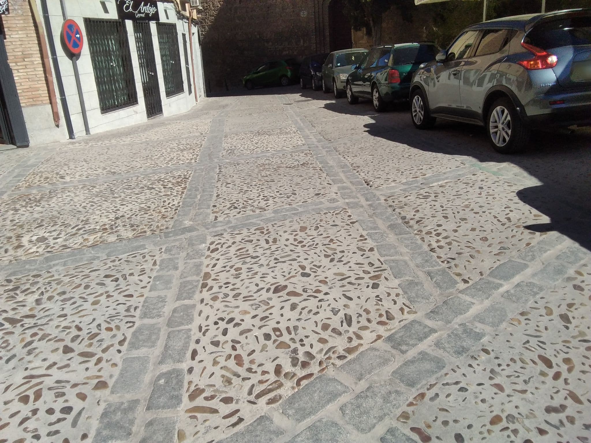 Street view near Mirador Plaza de Estrella. Pisos Turistico con Terraza, Toledo — © diegoab (CC BY-SA · Mapillary)
