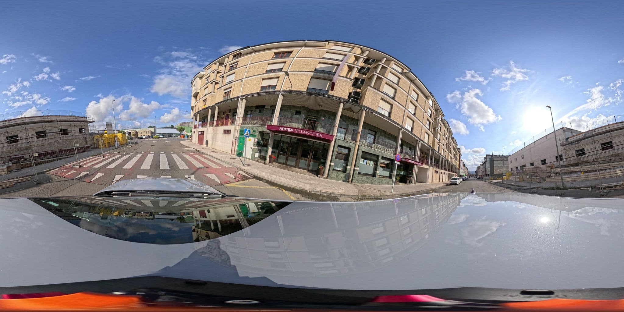 Street view near Apartamento El Manin, Villaviciosa — © yannakis (CC BY-SA · Mapillary)