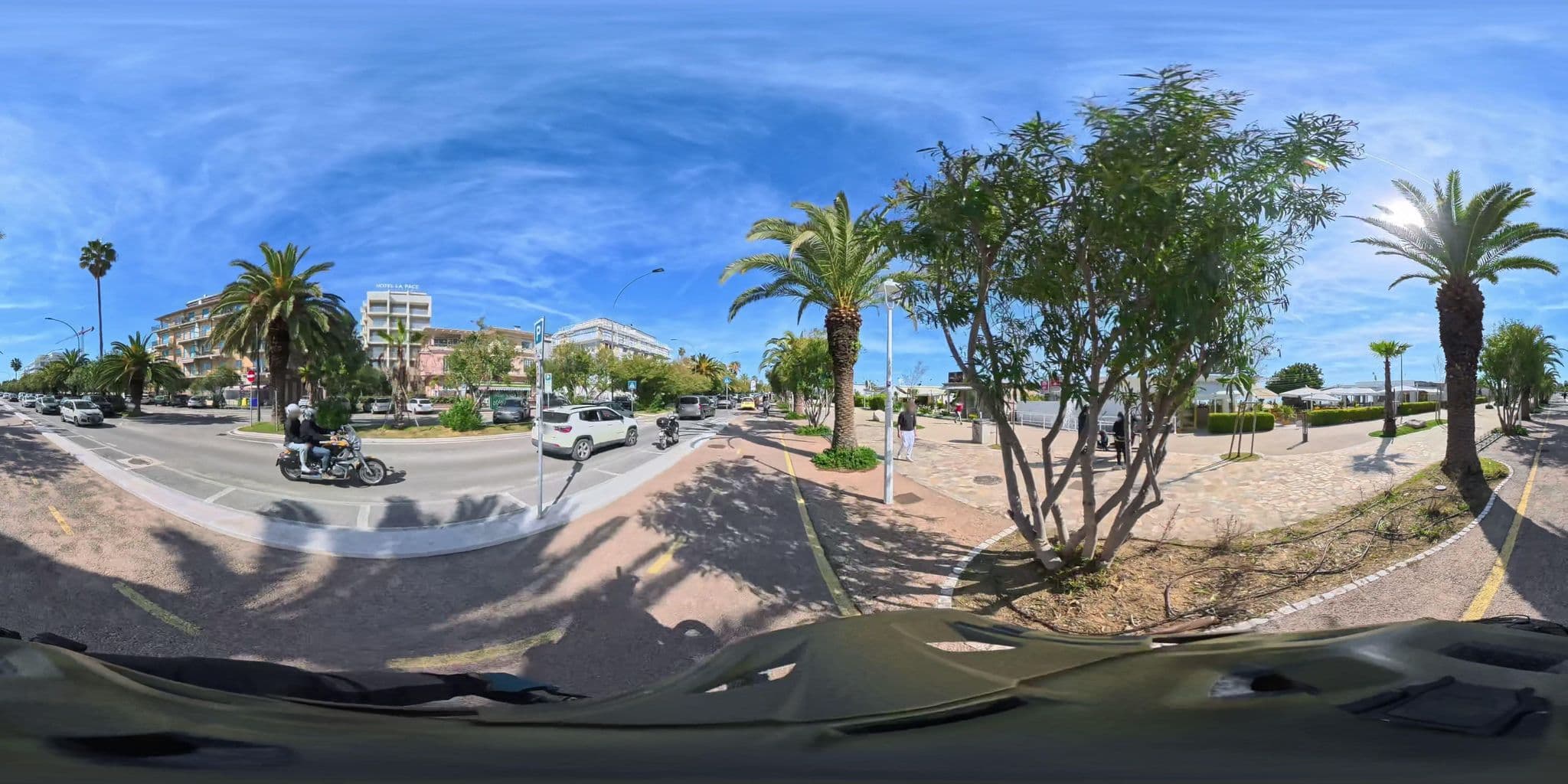 Street view near Hotel la Pace, San Benedetto del Tronto — © maloss34 (CC BY-SA · Mapillary)