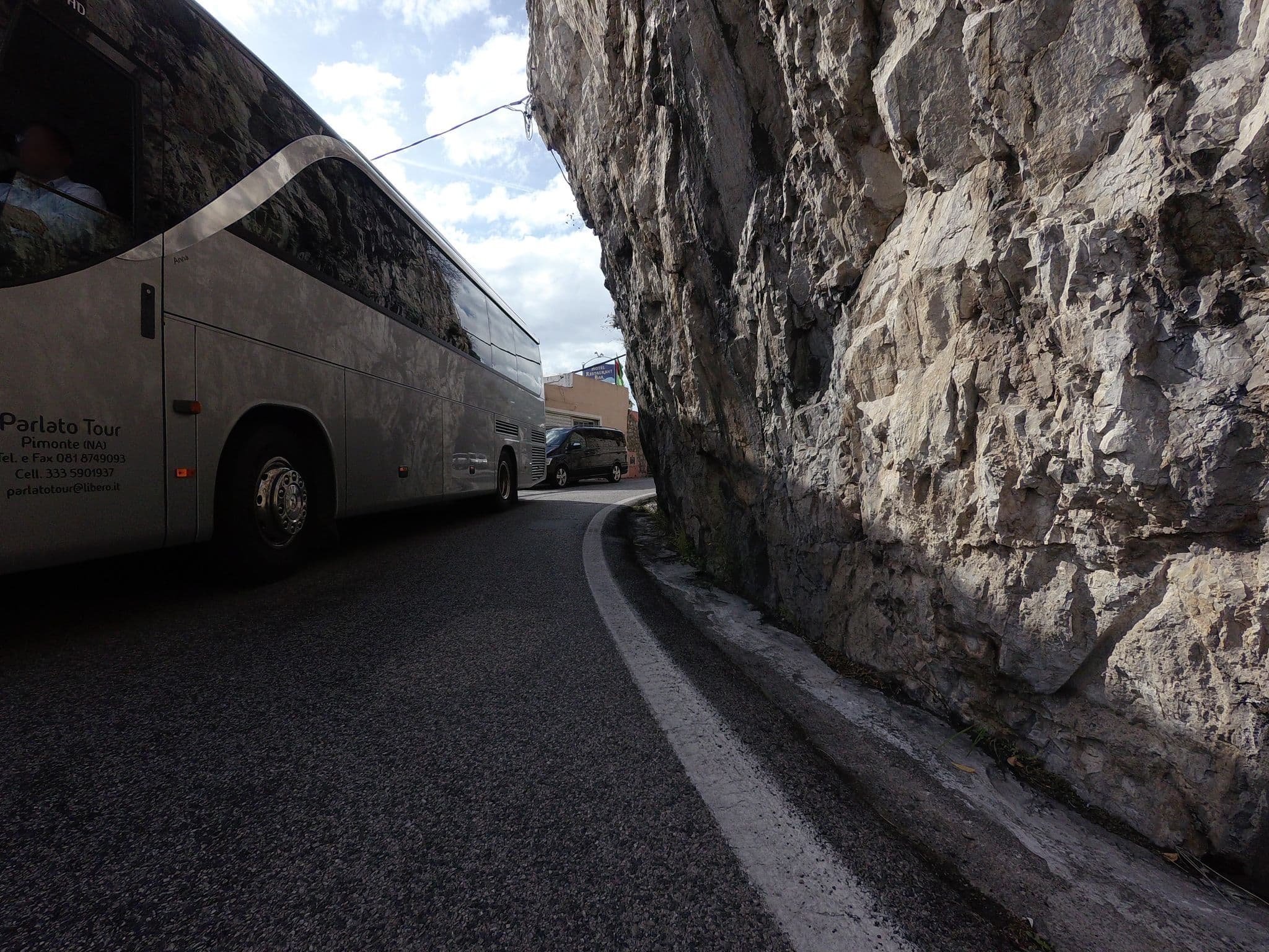 Street view near Hotel La Locanda del Fiordo - Furore, Pianillo — © esario (CC BY-SA · Mapillary)