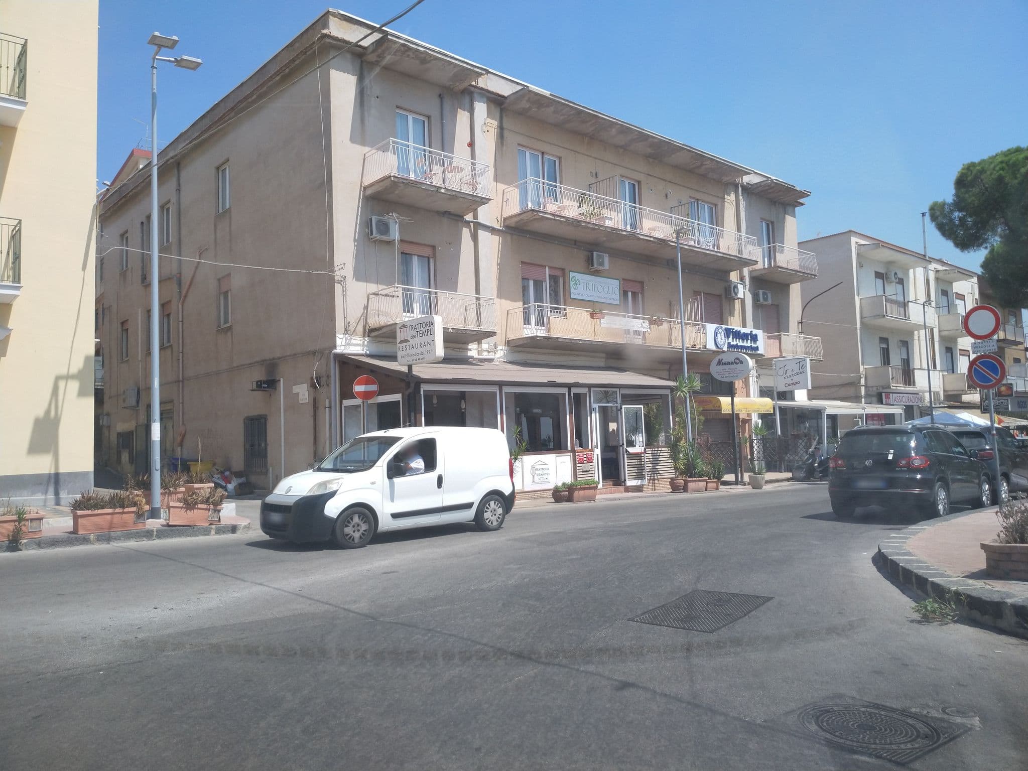 Street view near Panoramica dei Templi B&B, Agrigento — © jacknumber (CC BY-SA · Mapillary)