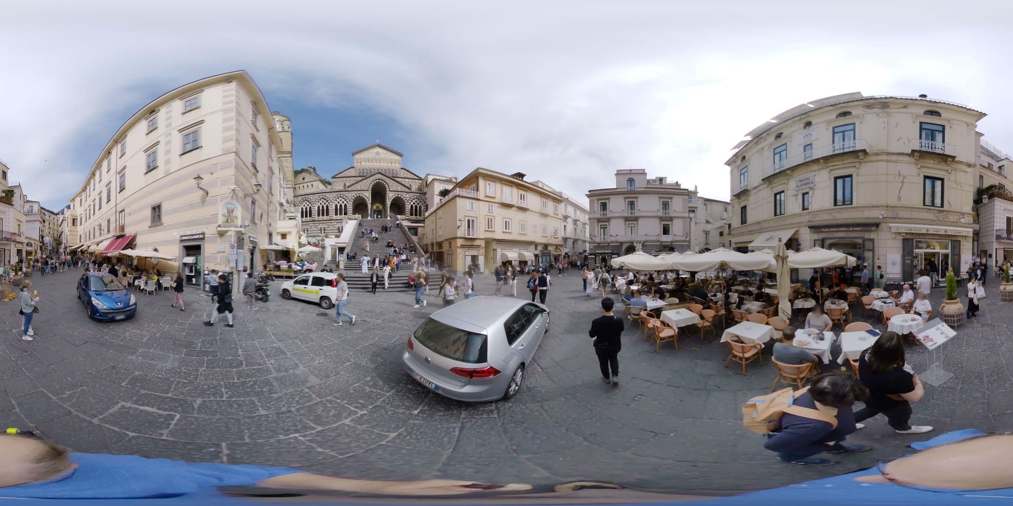 Street view near Terrazza Duomo Hotel & Restaurant, Amalfi — © stefan-RolfsRom (CC BY-SA · Mapillary)