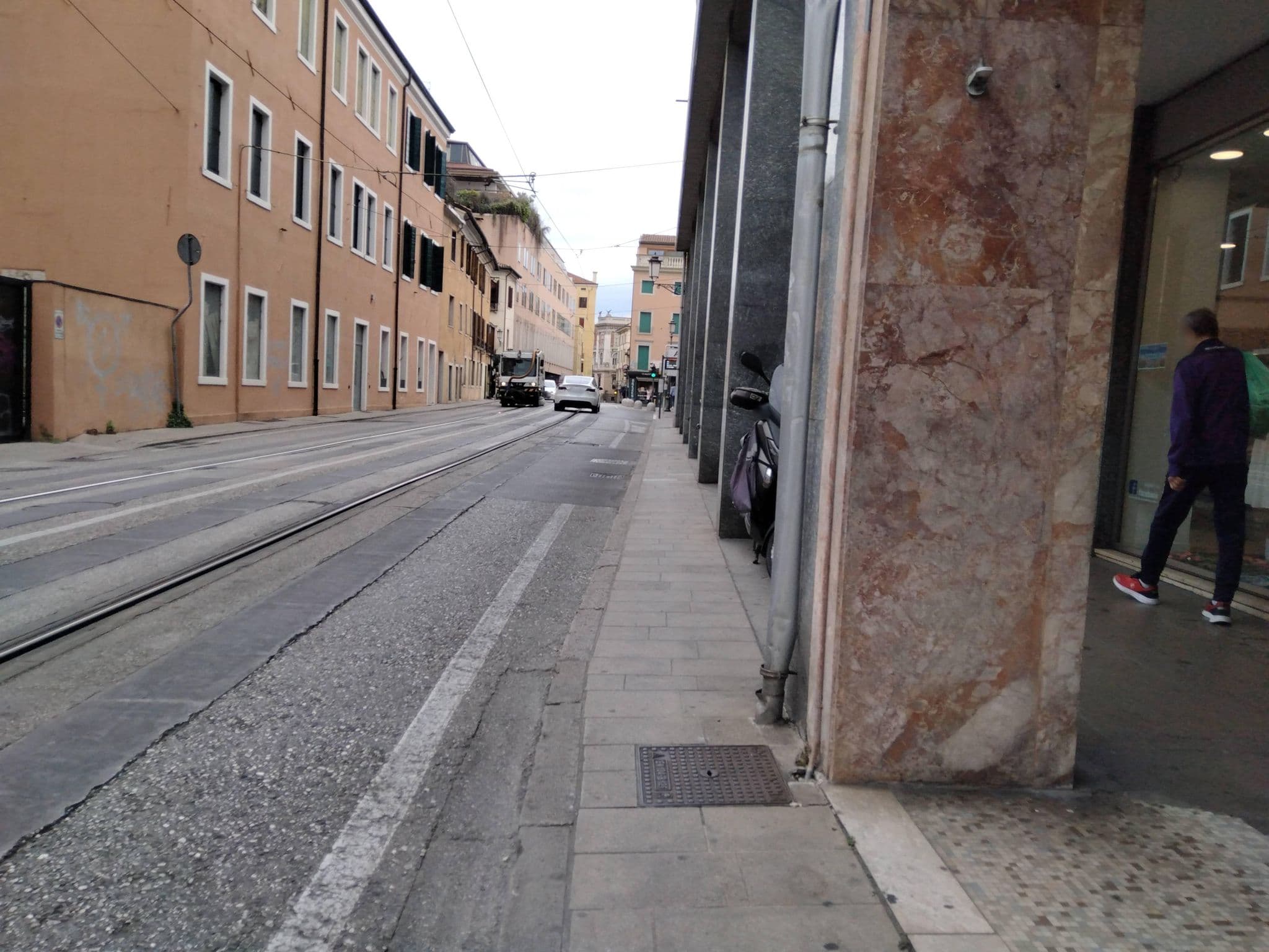 Street view near Officine Cavour Apartment CENTRO STORICO PADOVA, Padua — © mircozorzo (CC BY-SA · Mapillary)
