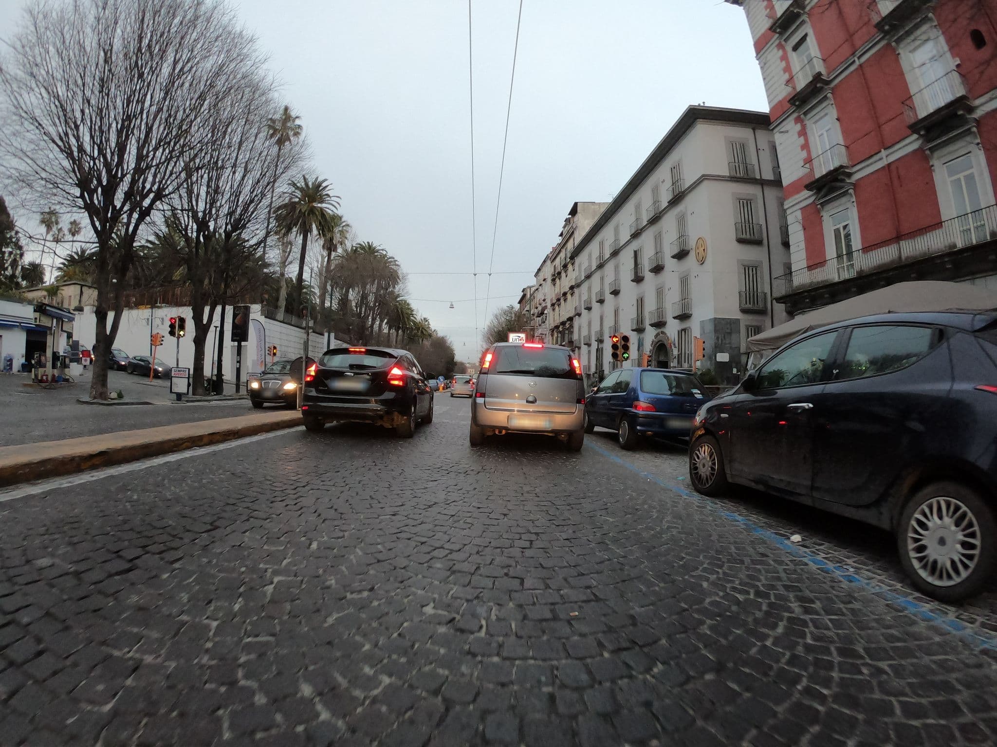Street view near Hotel Real Orto Botanico, San Lorenzo — © richlv (CC BY-SA · Mapillary)