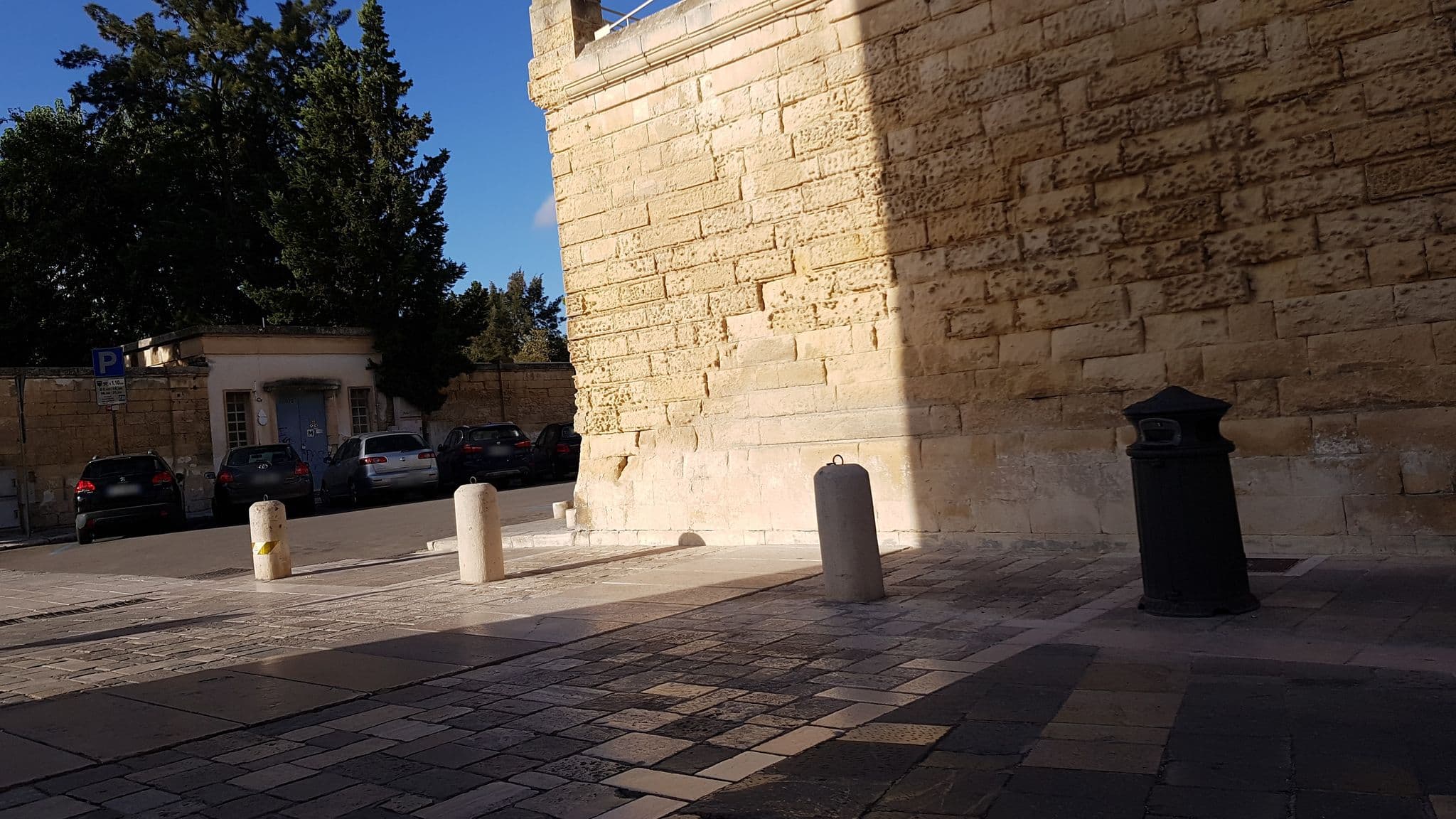 Street view near Lu Leccio, Lecce