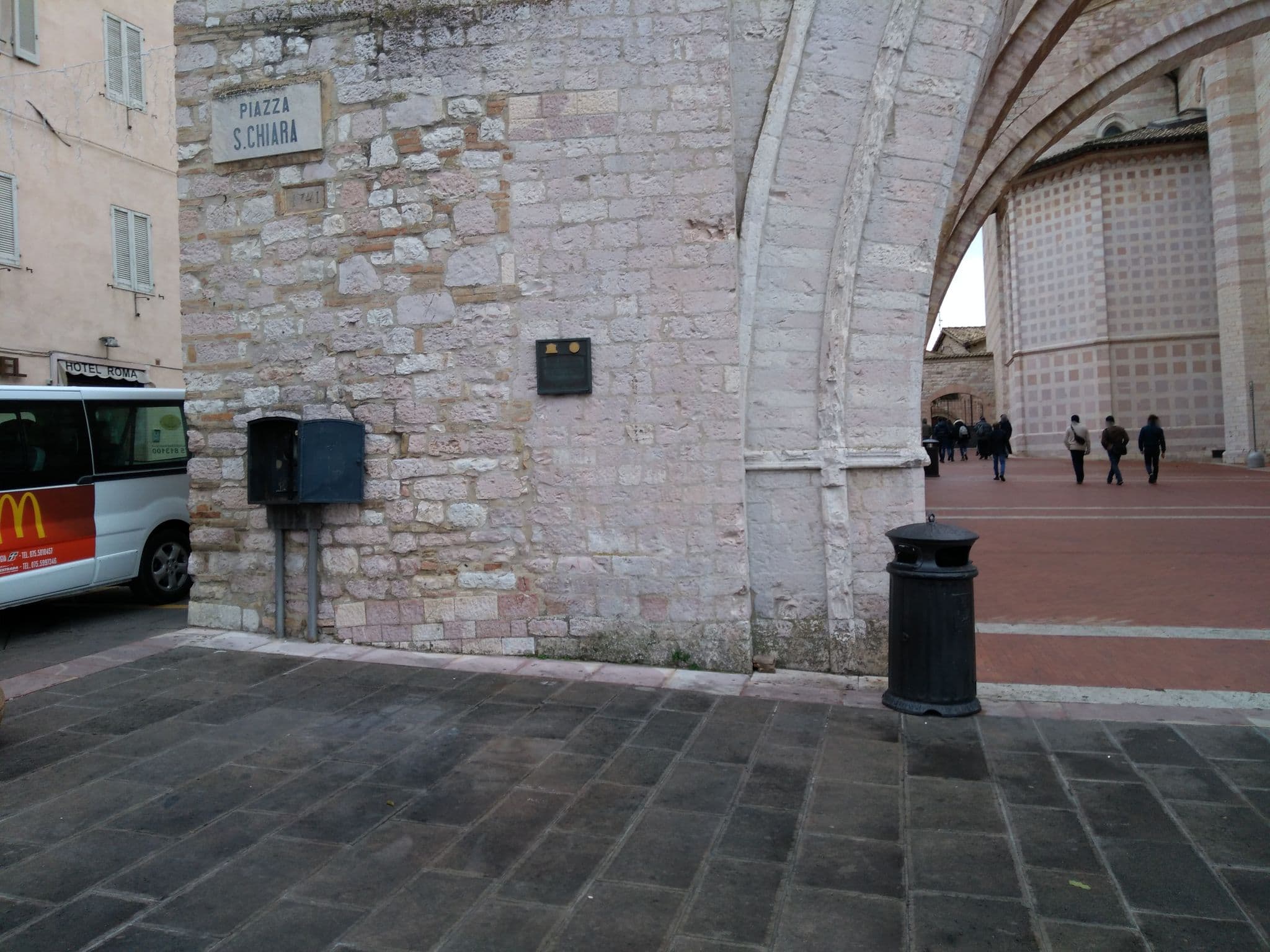 Street view near HOTEL ROMA ASSISI, Assisi — © mircozorzo (CC BY-SA · Mapillary)