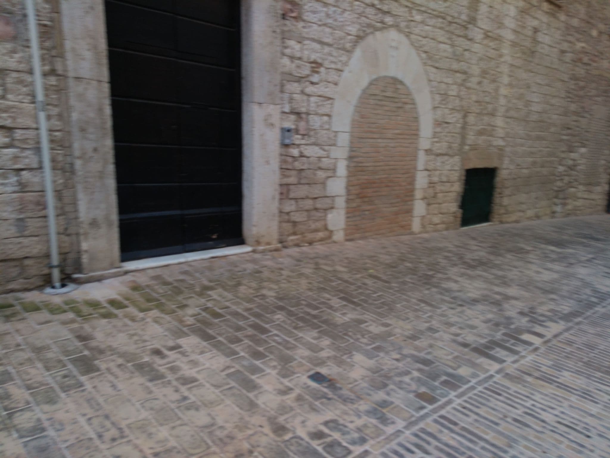 Street view near Sorella Luna, Assisi — © mircozorzo (CC BY-SA · Mapillary)