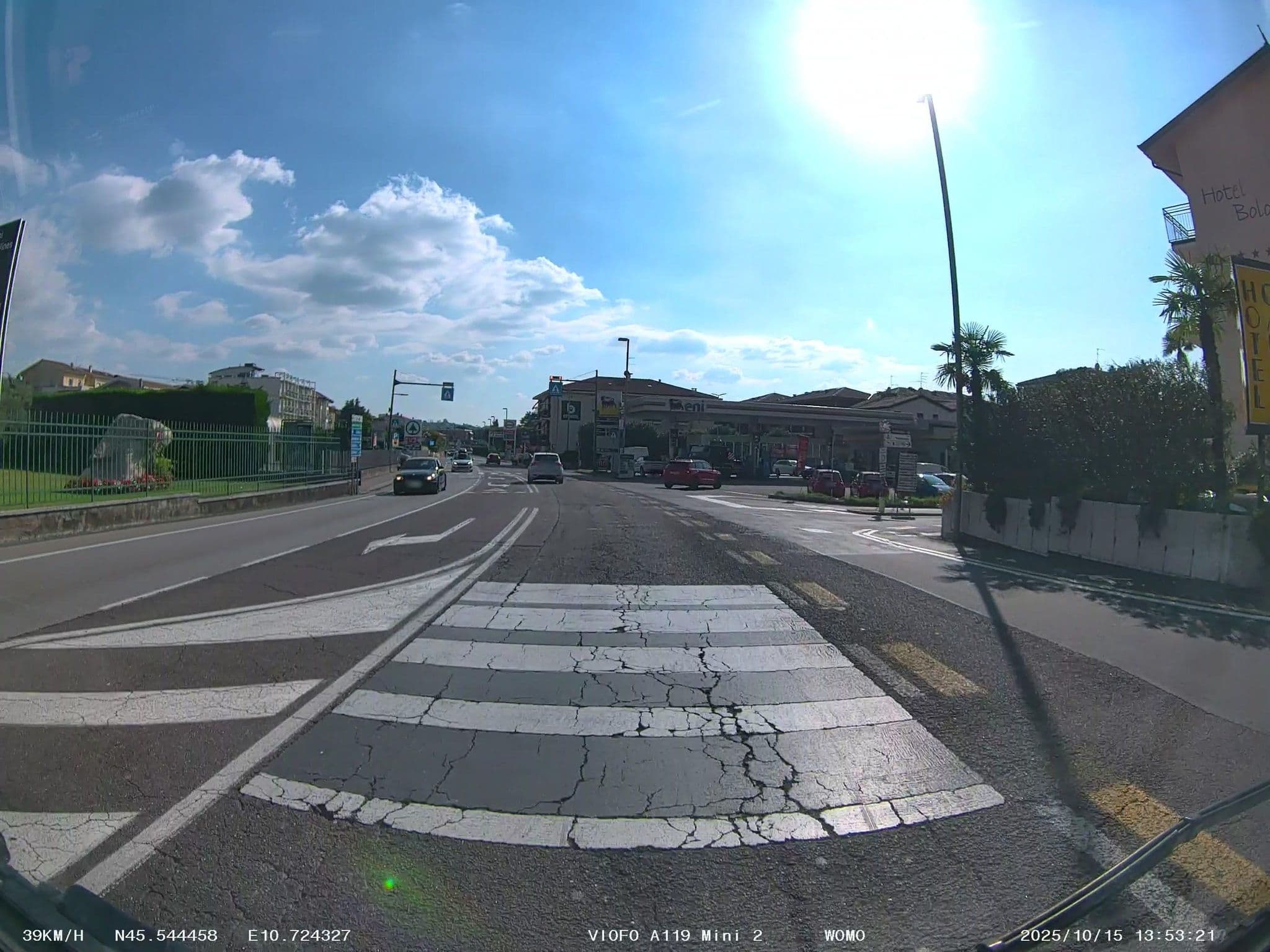 Street view near Hotel Bologna Sas, Bardolino — © soulcover (CC BY-SA · Mapillary)