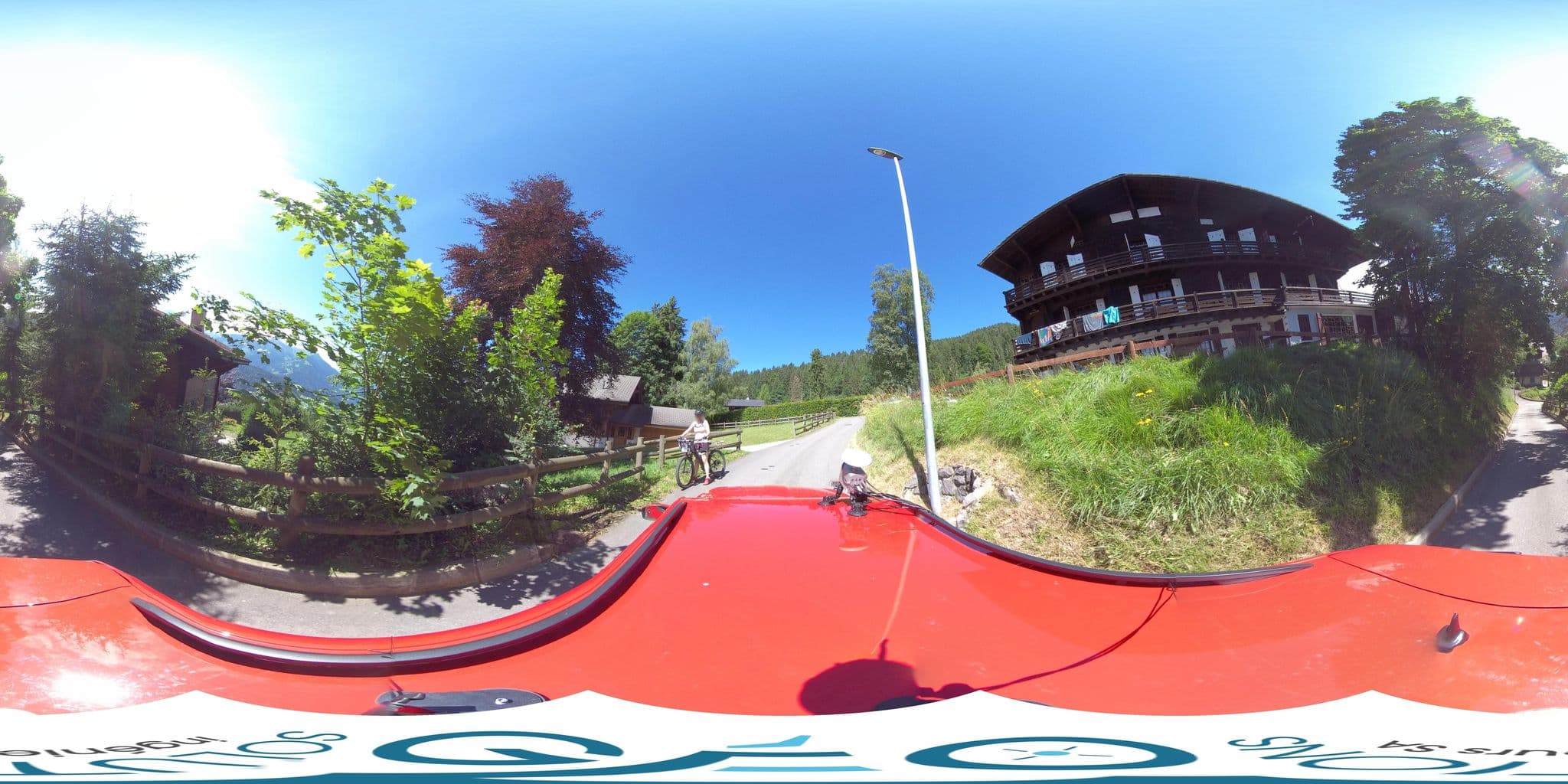 Street view near Chalet, Villars-sur-Ollon — © epoc (CC BY-SA · Mapillary)